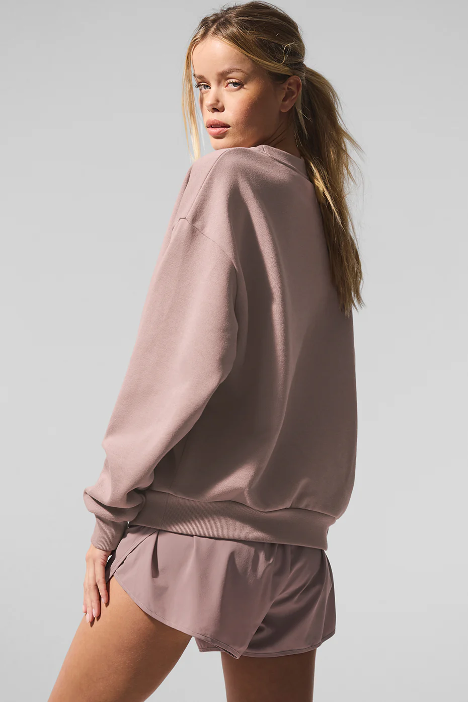 Accolade Crew Neck Pullover - Taupe