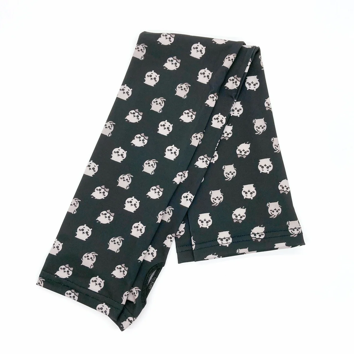 Chiikawa Arm Cover (All-over Black)