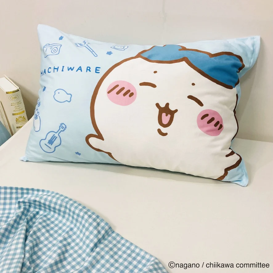Chiikawa Pillow Cover (Hachiware)