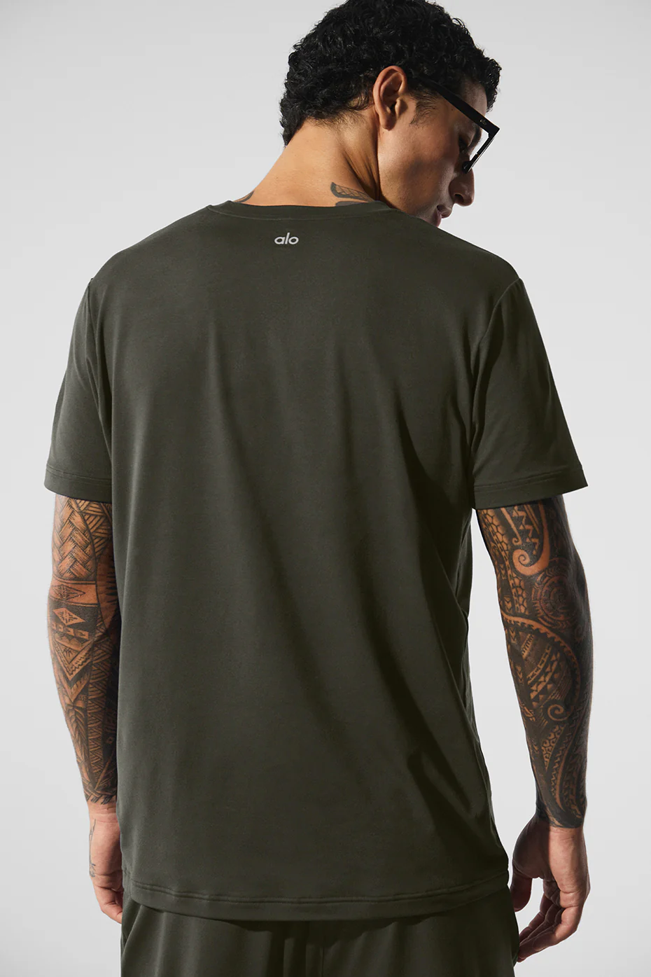 Conquer Reform Crewneck Short Sleeve - Stealth Green
