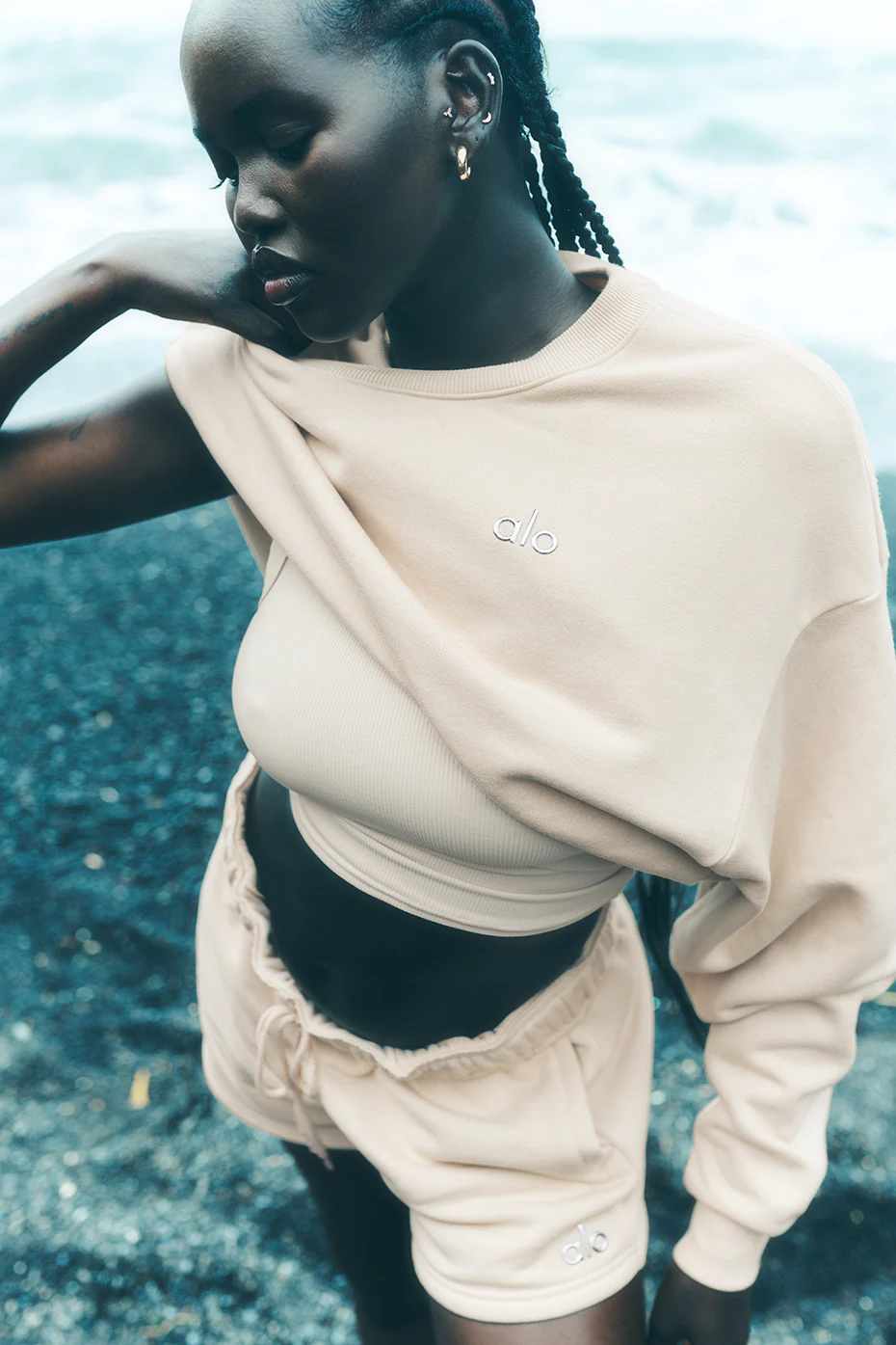 Accolade Crew Neck Pullover - Macadamia