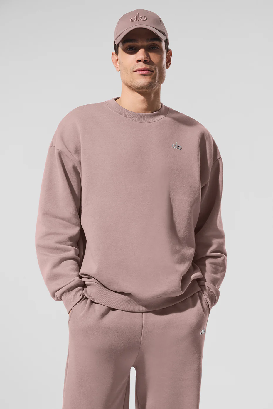 Accolade Crew Neck Pullover - Taupe