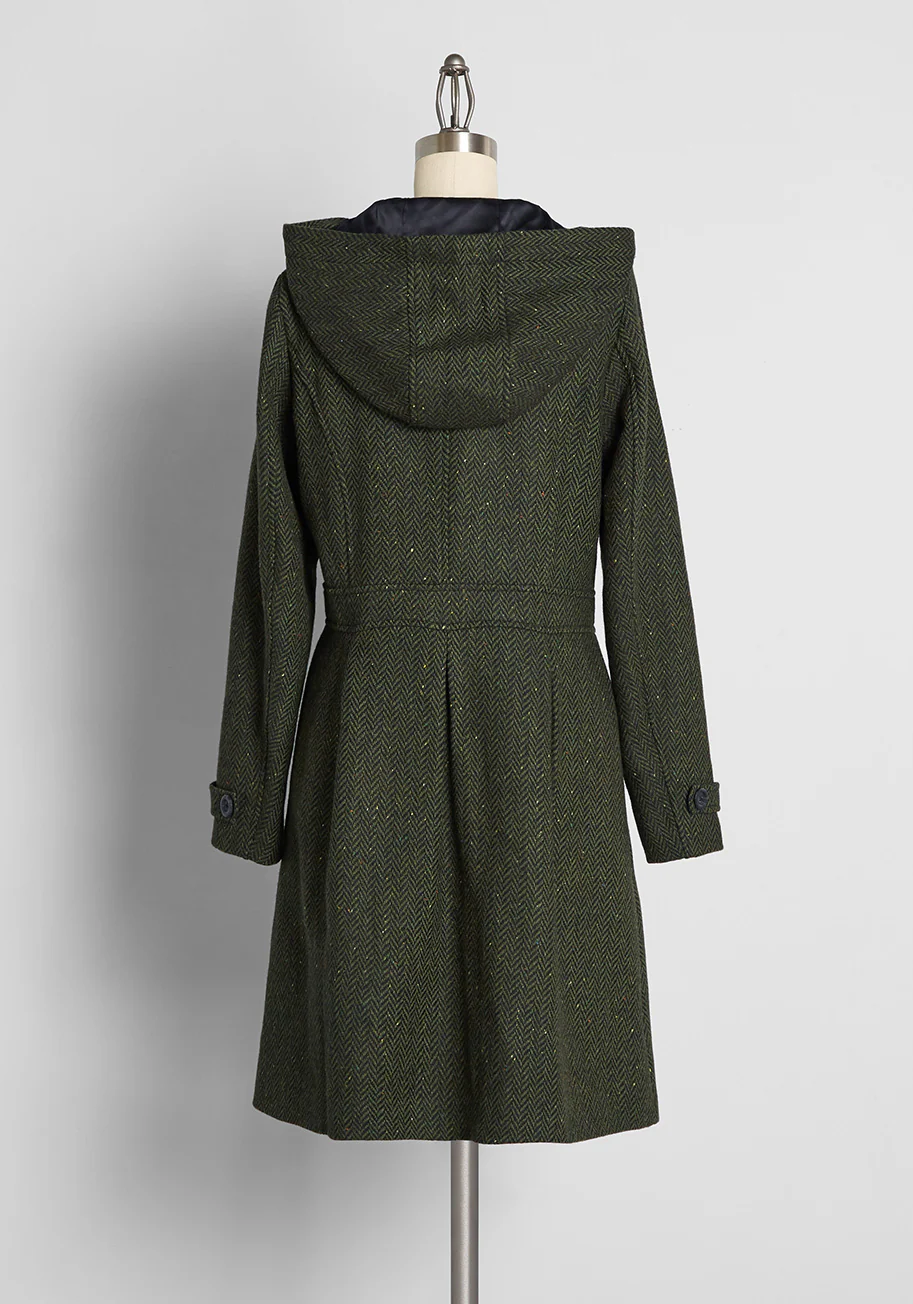 Set For The Solstice Coat