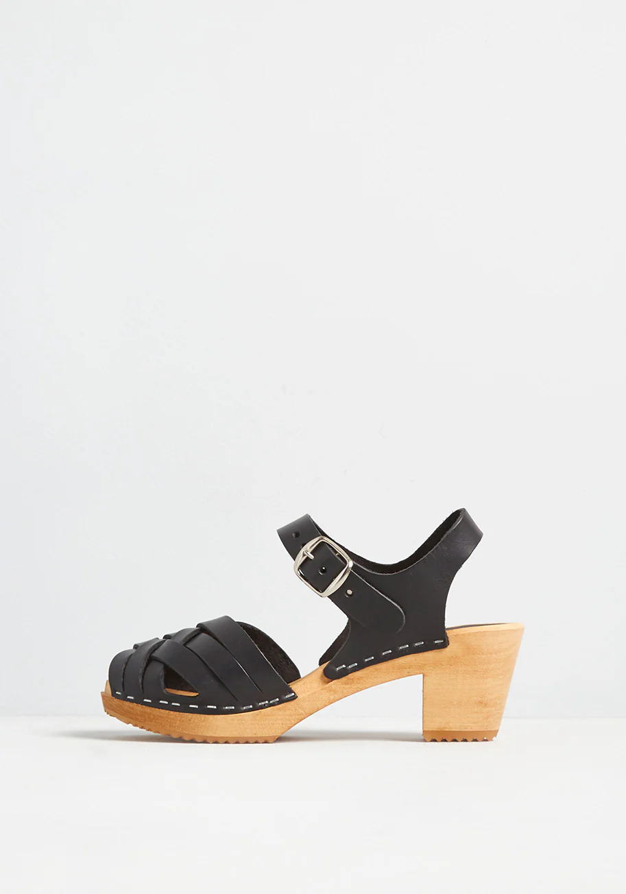 Just How I Stroll Leather Clog