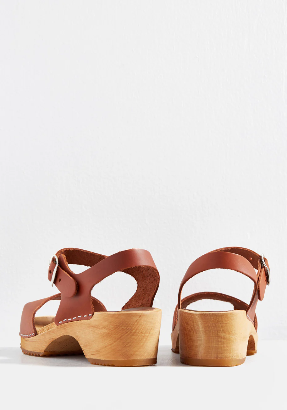 Skansen Strut Leather Clog