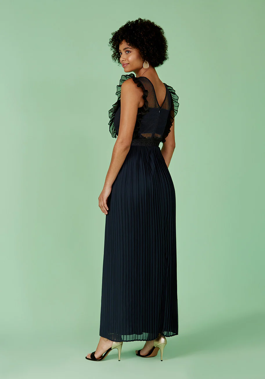 Something in the Way She Moves Maxi Dress