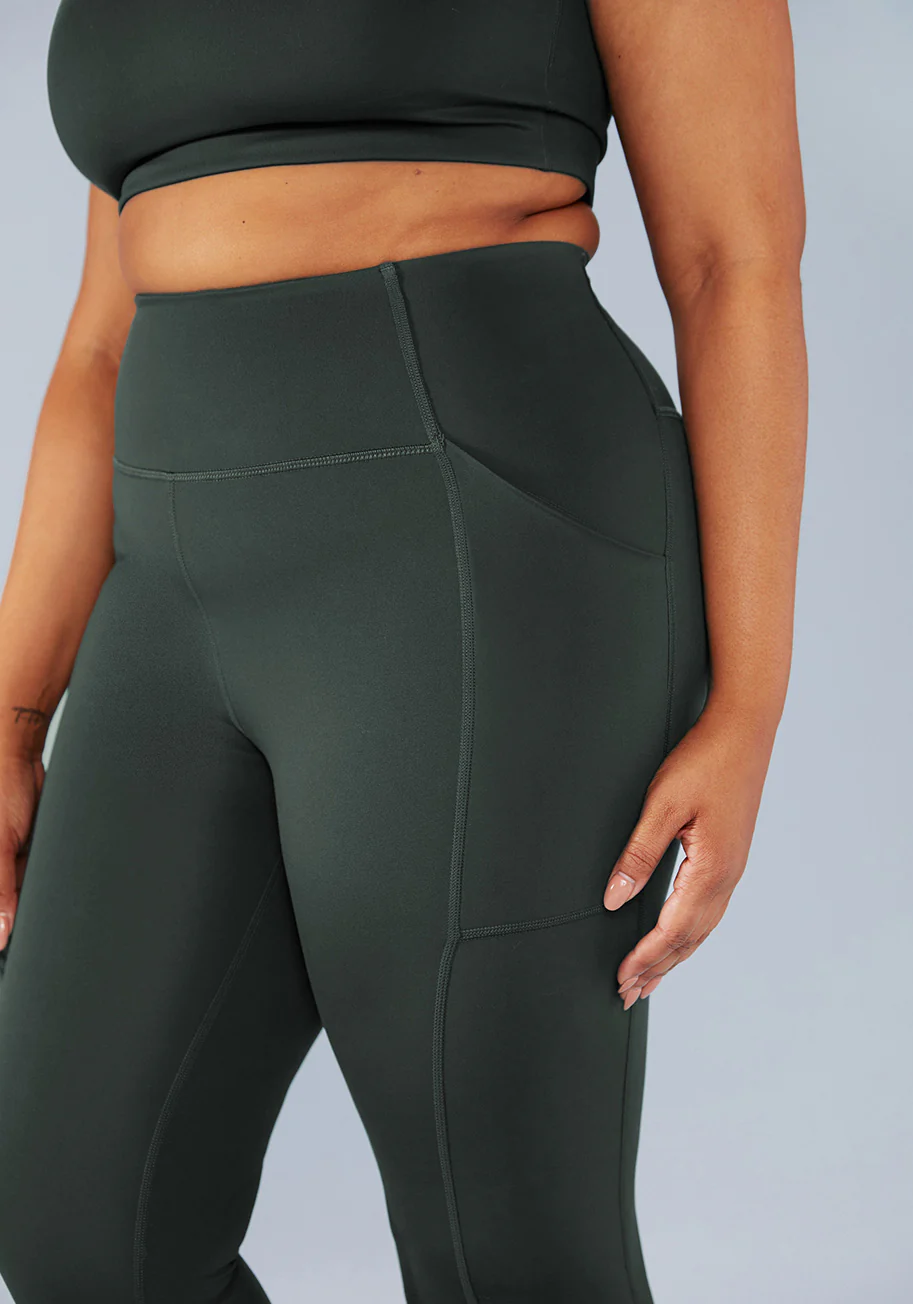Compressive High-Rise 7/8 Pocket Leggings