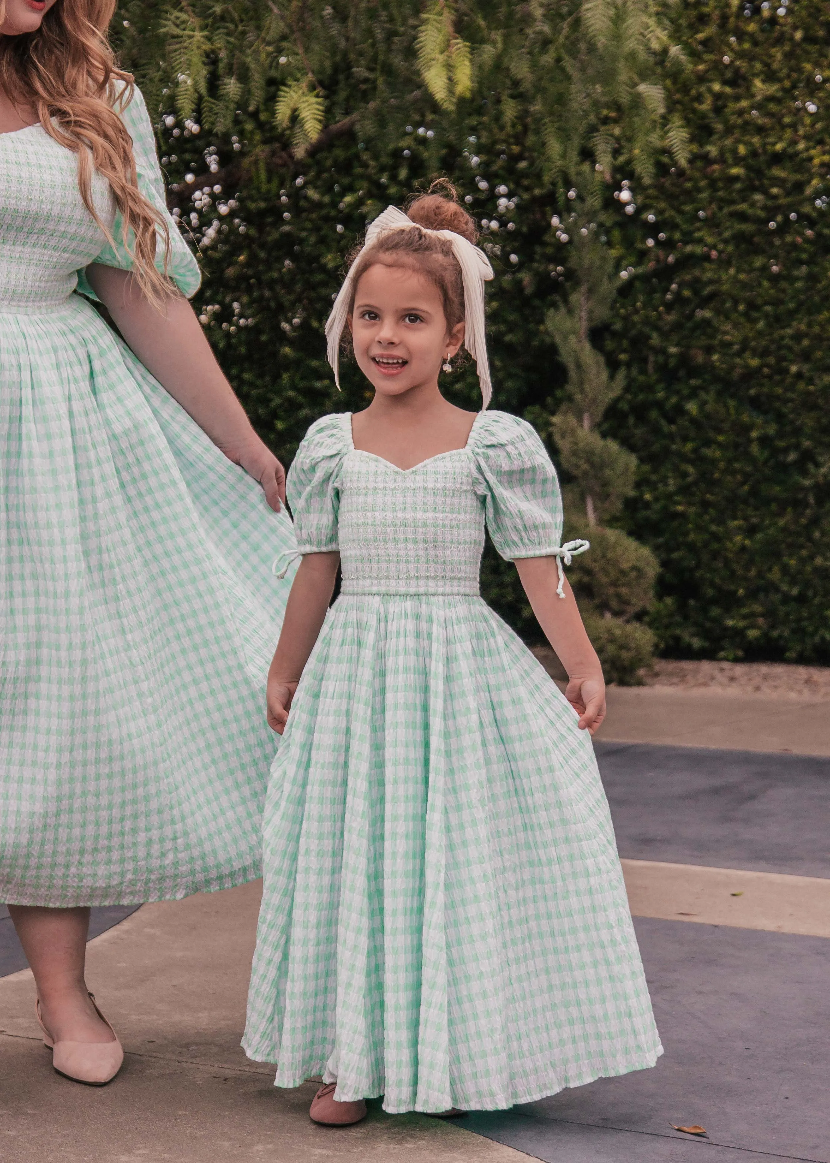 Bonnet Girls Dress