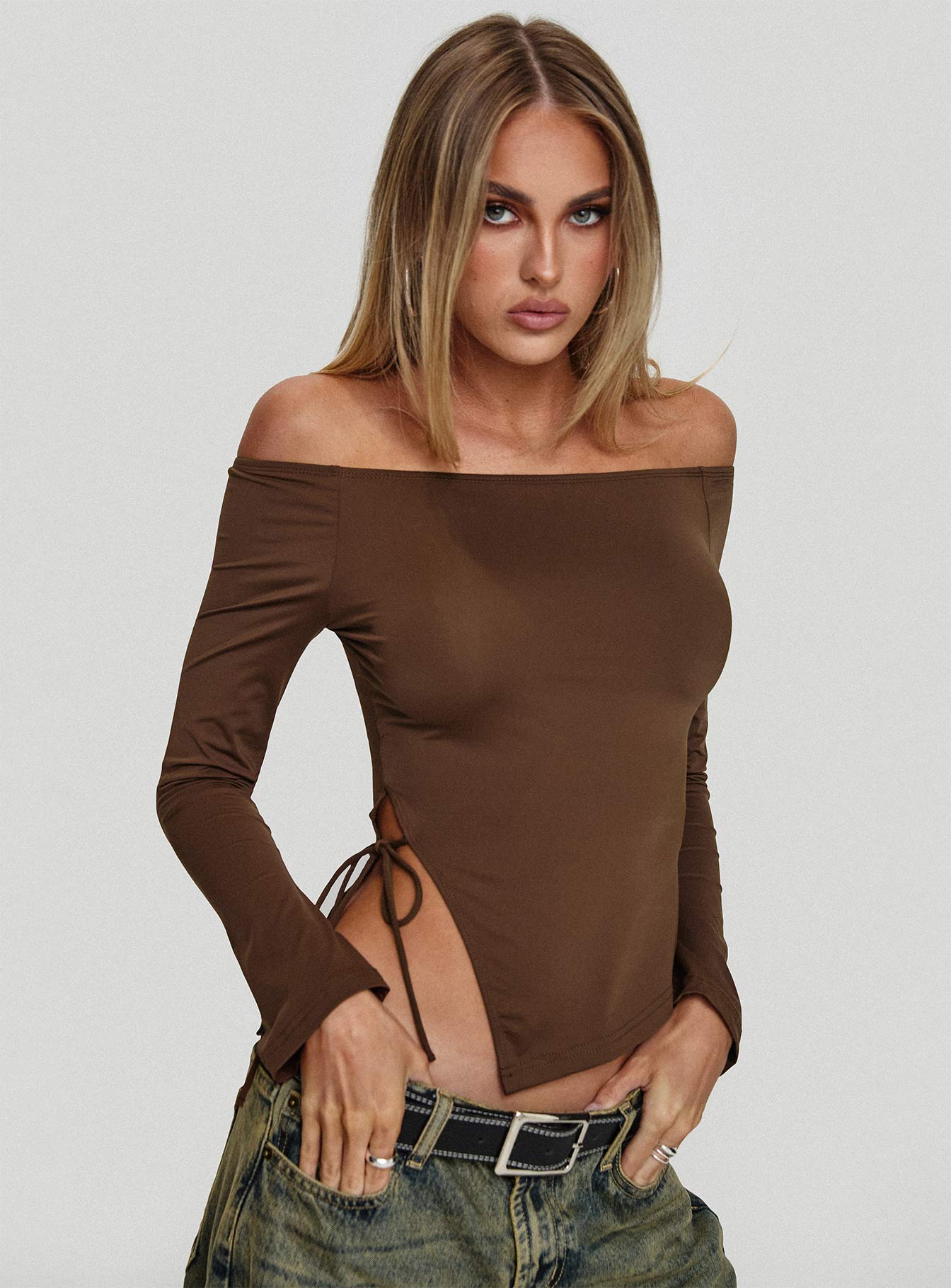 Endellion Off Shoulder Long Sleeve Top Chocolate