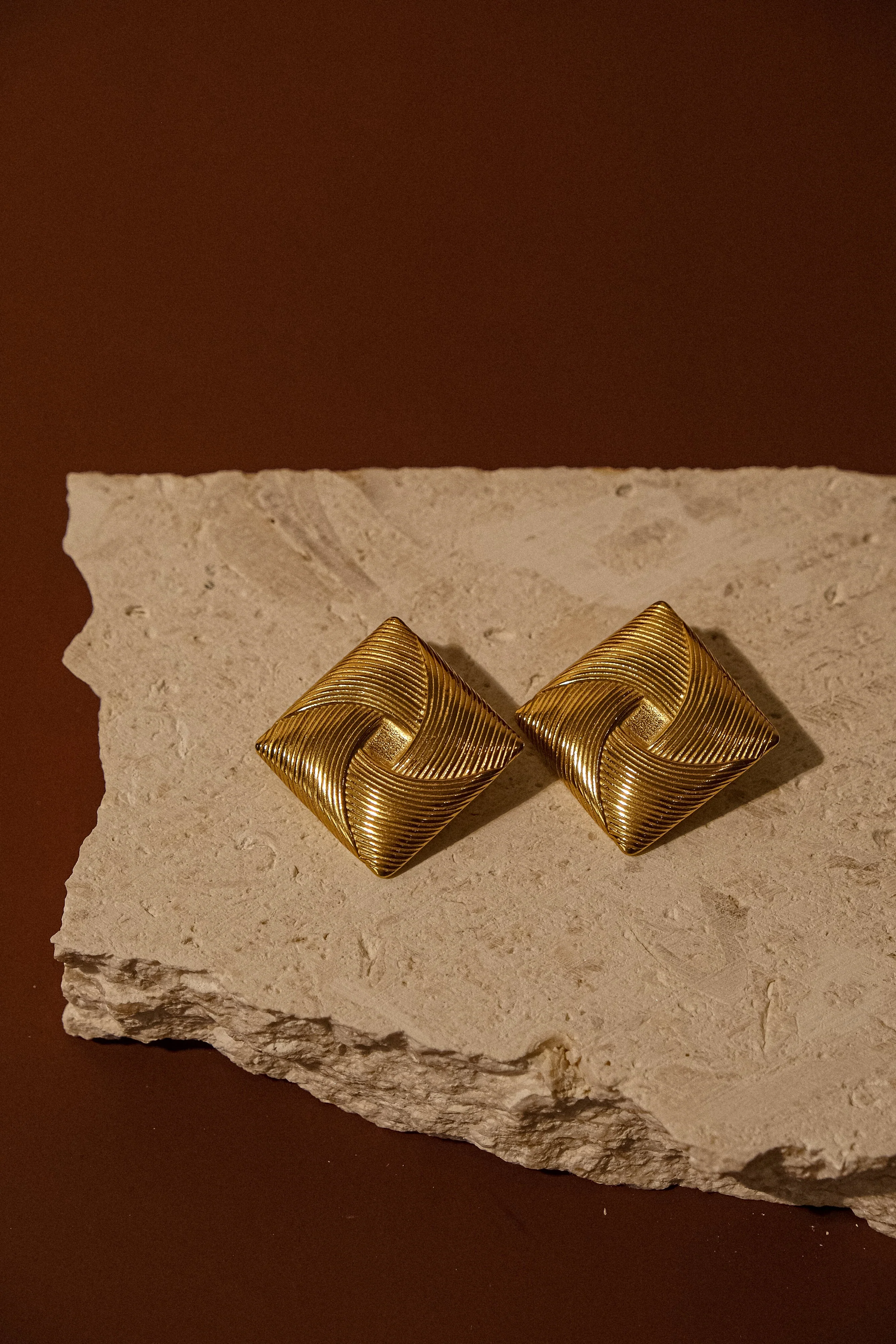 Indira Twisted Square Earrings - Gold