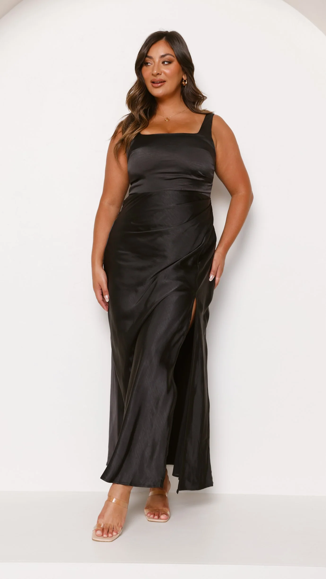 Alaria Maxi Dress - Black