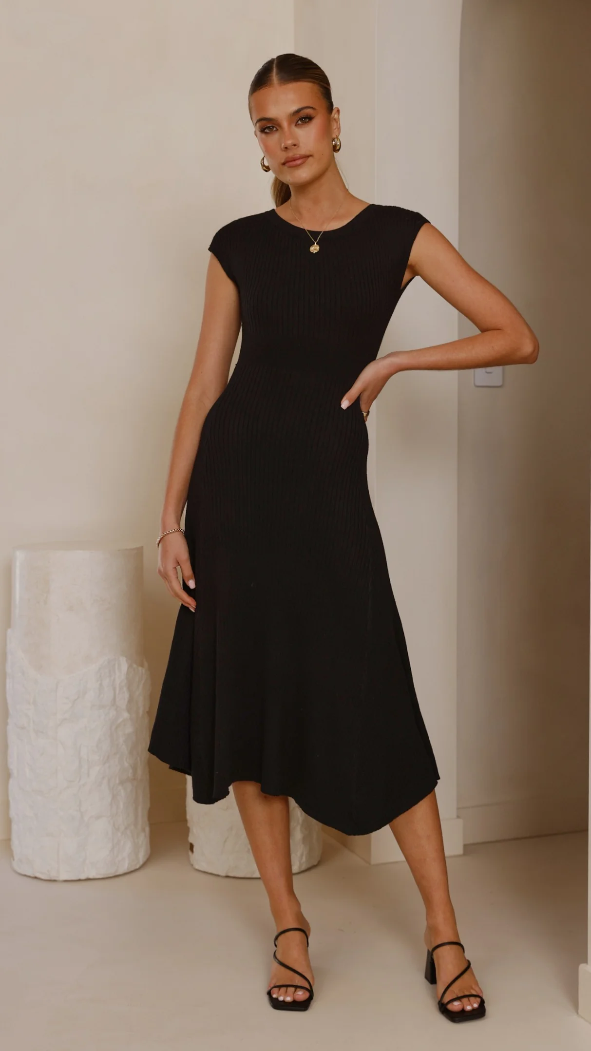 Seona Knit Midi Dress - Black