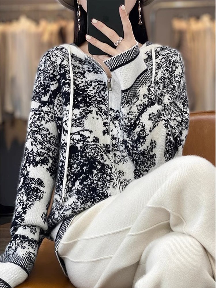 23 New Style Woman's Sweater Autumn Winter Long Sleeve Hooded Jumper Female Cardigan Casual Coat Zipper Jacket 100% Wool Knitted