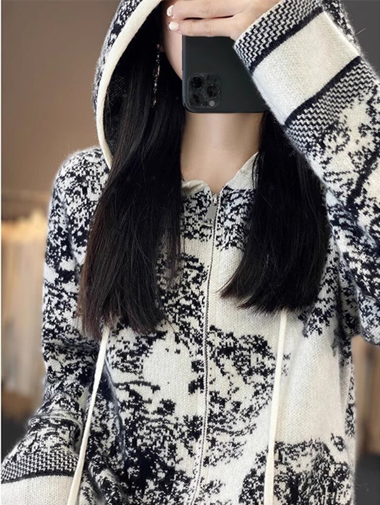 23 New Style Woman's Sweater Autumn Winter Long Sleeve Hooded Jumper Female Cardigan Casual Coat Zipper Jacket 100% Wool Knitted