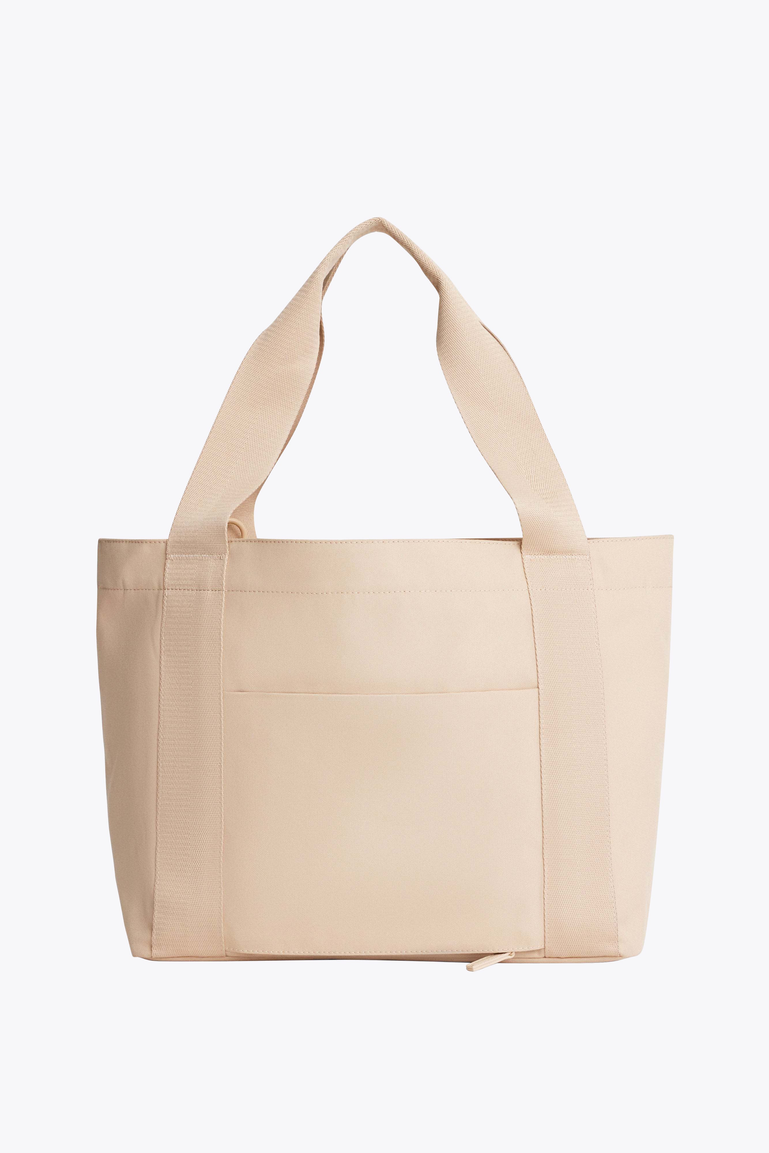 The BÉISics Tote in Beige