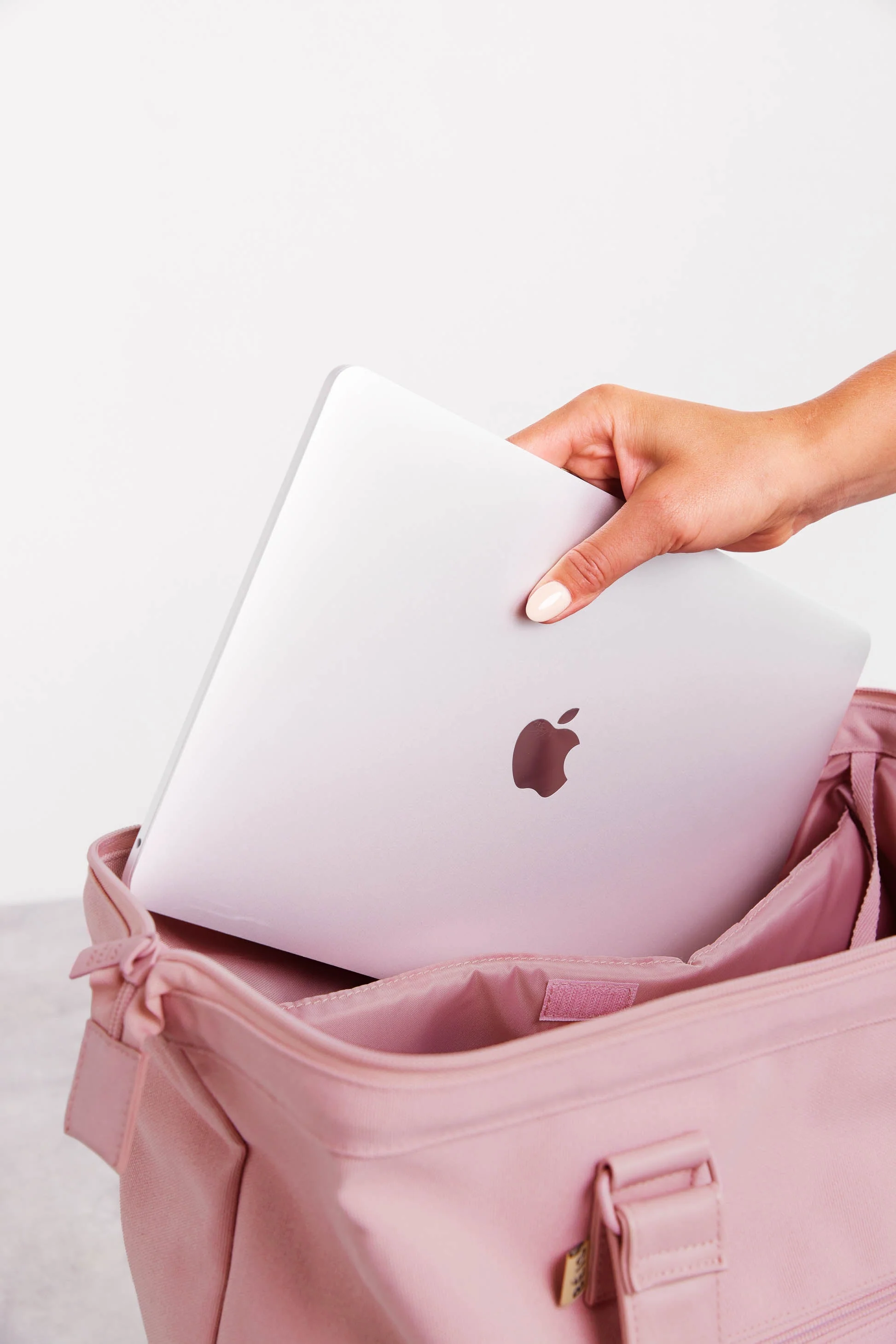 Resale The Mini Weekender in Atlas Pink