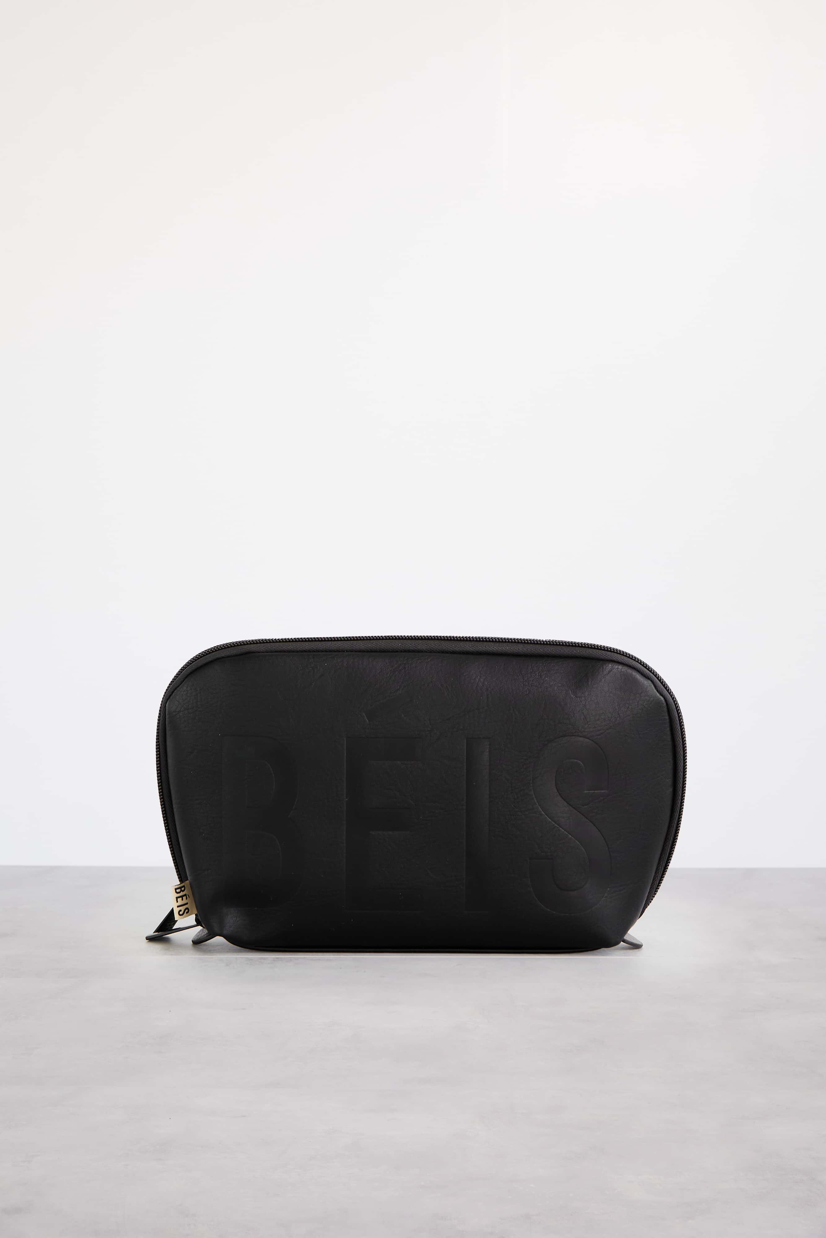 The Cosmetic Pouch Set in Black