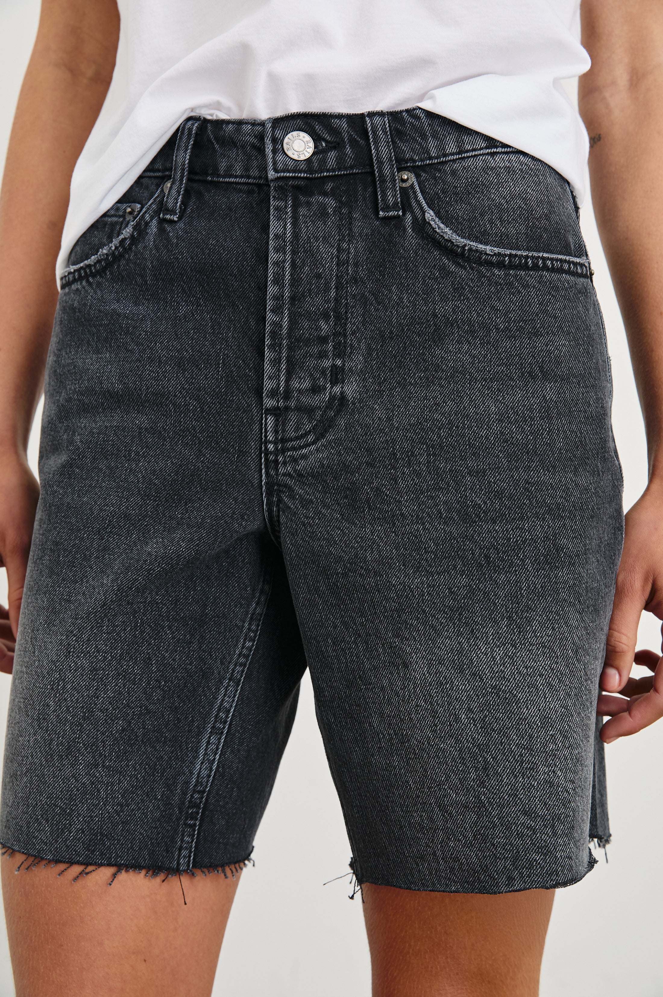 Beachwood Short - Black Smoke