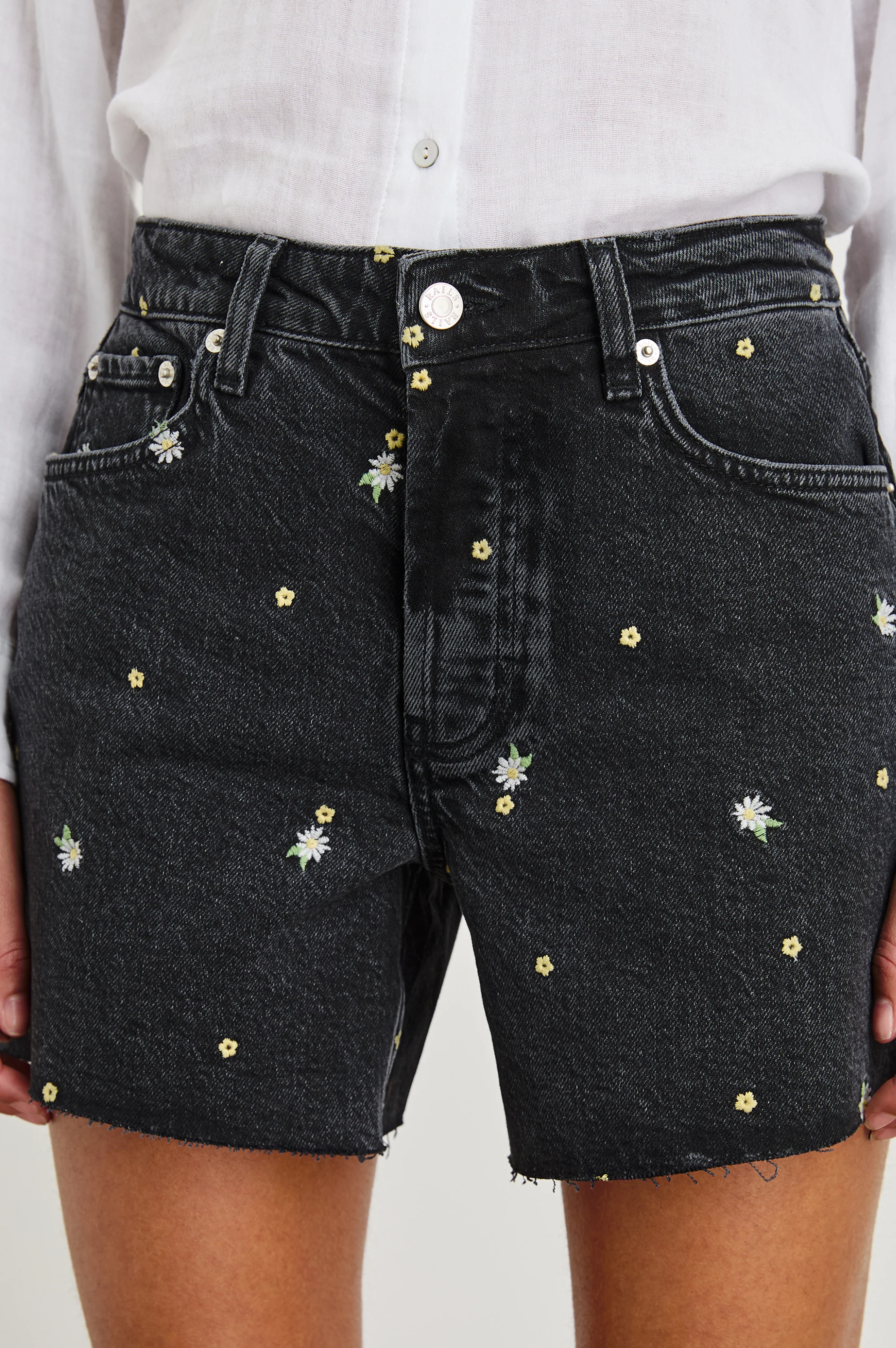 Mesa Short - Ash Black Floral