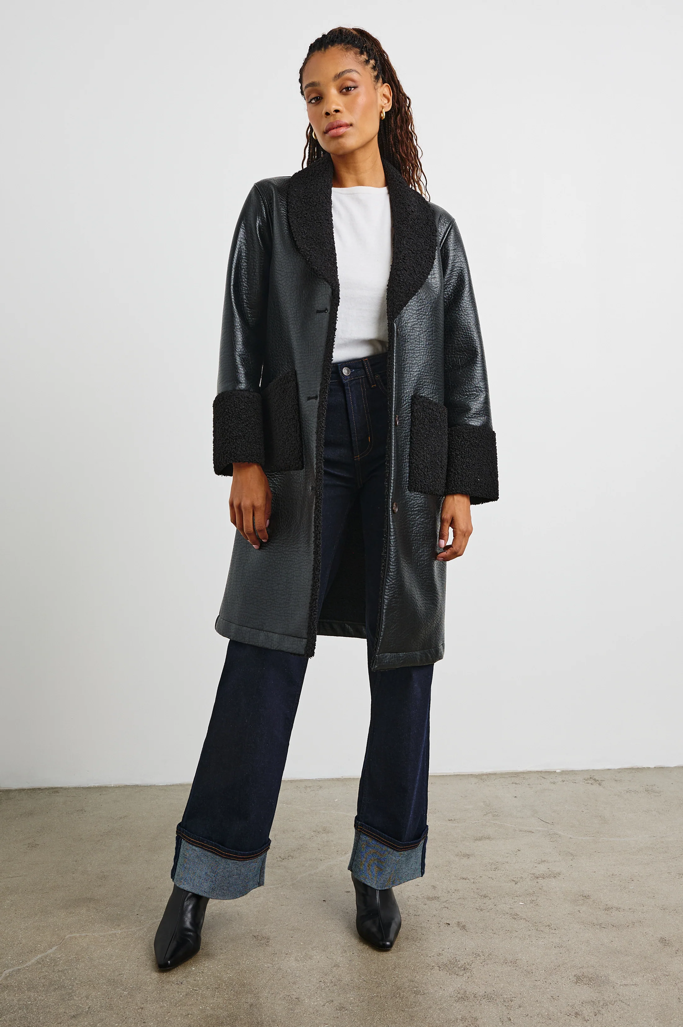 Zodiac Jacket - Black Shearling