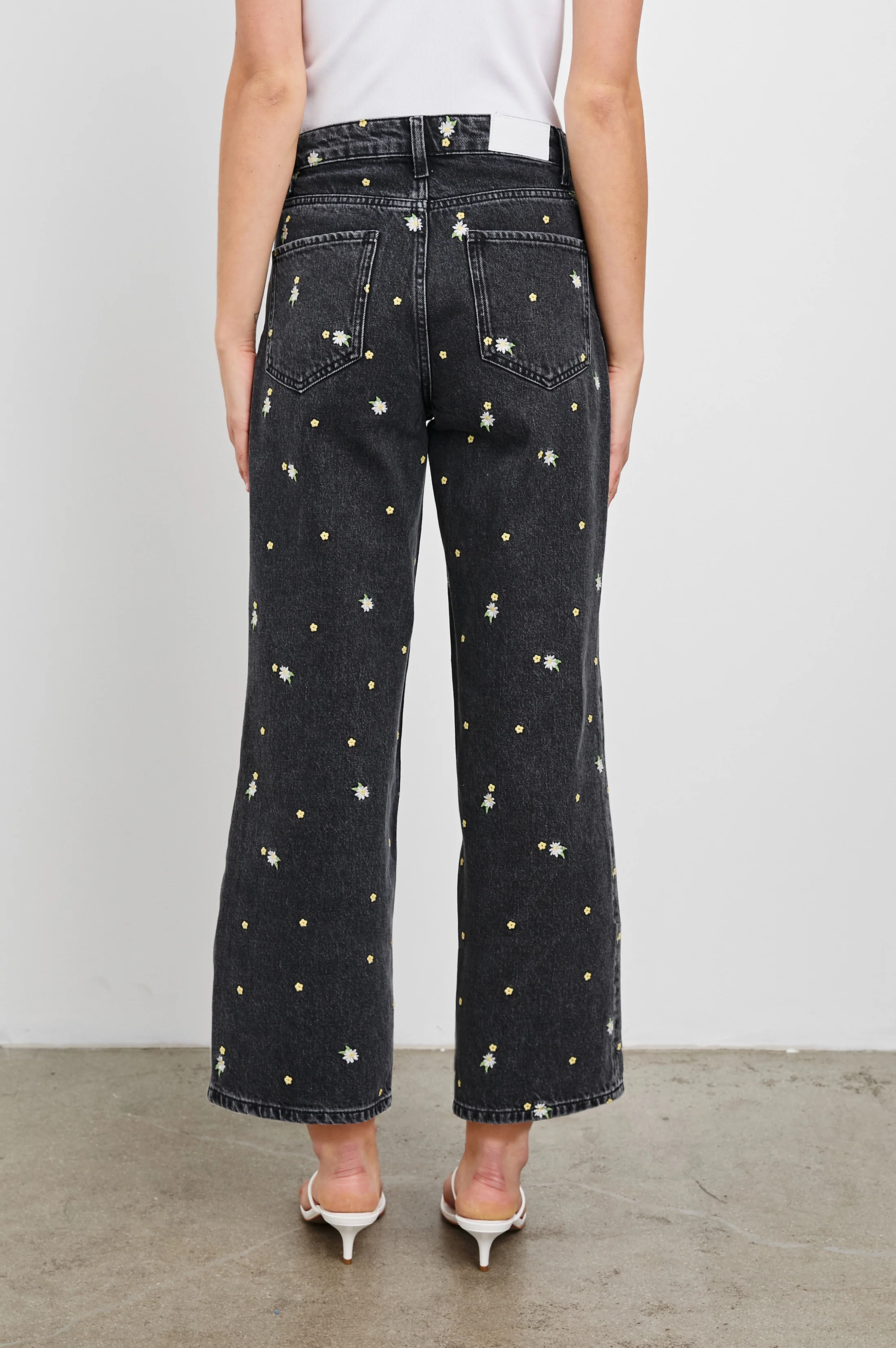 Getty Crop Wide Leg - Ash Black Floral