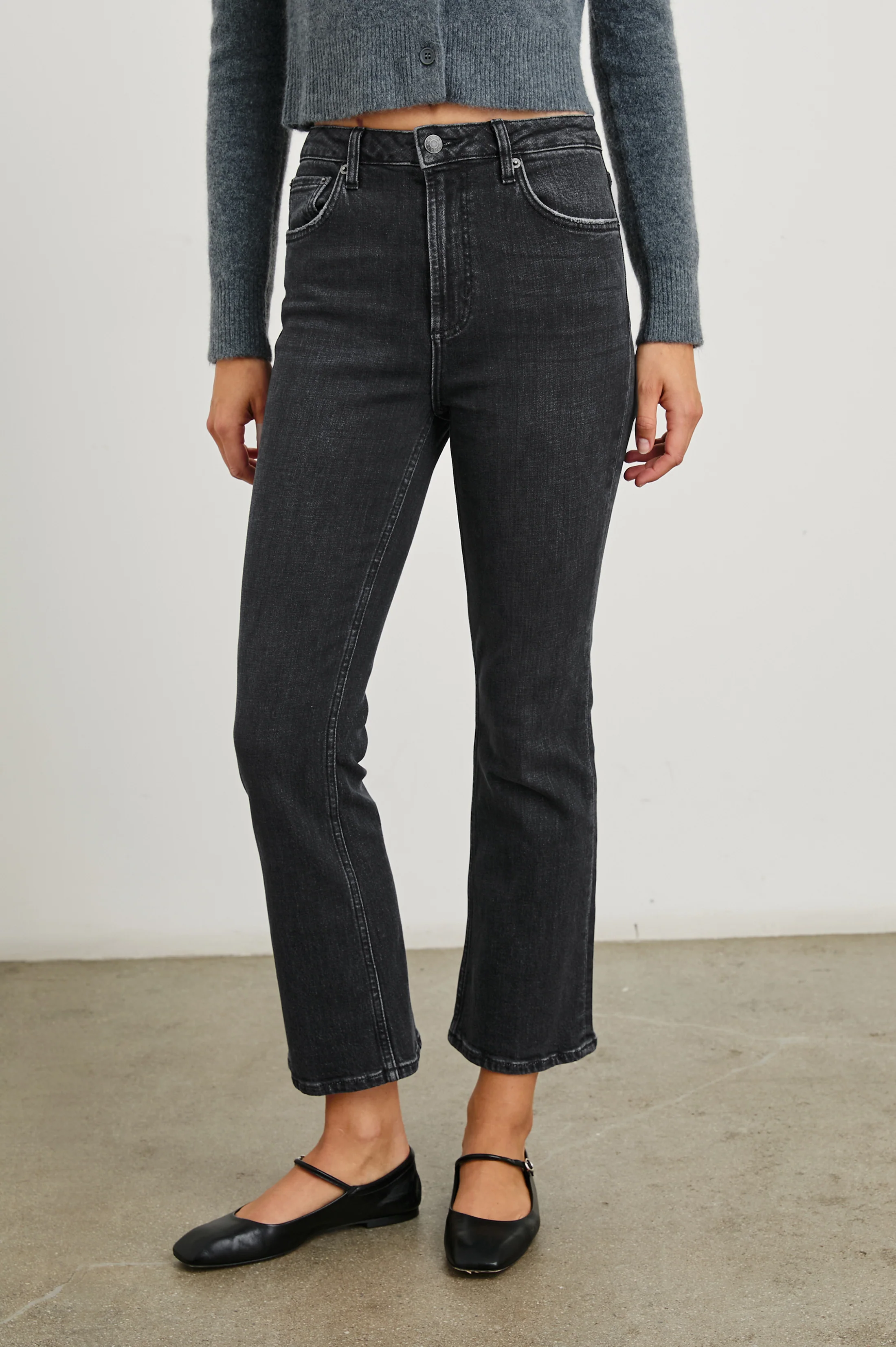 Sunset Crop Slim Fare - Black Pearl