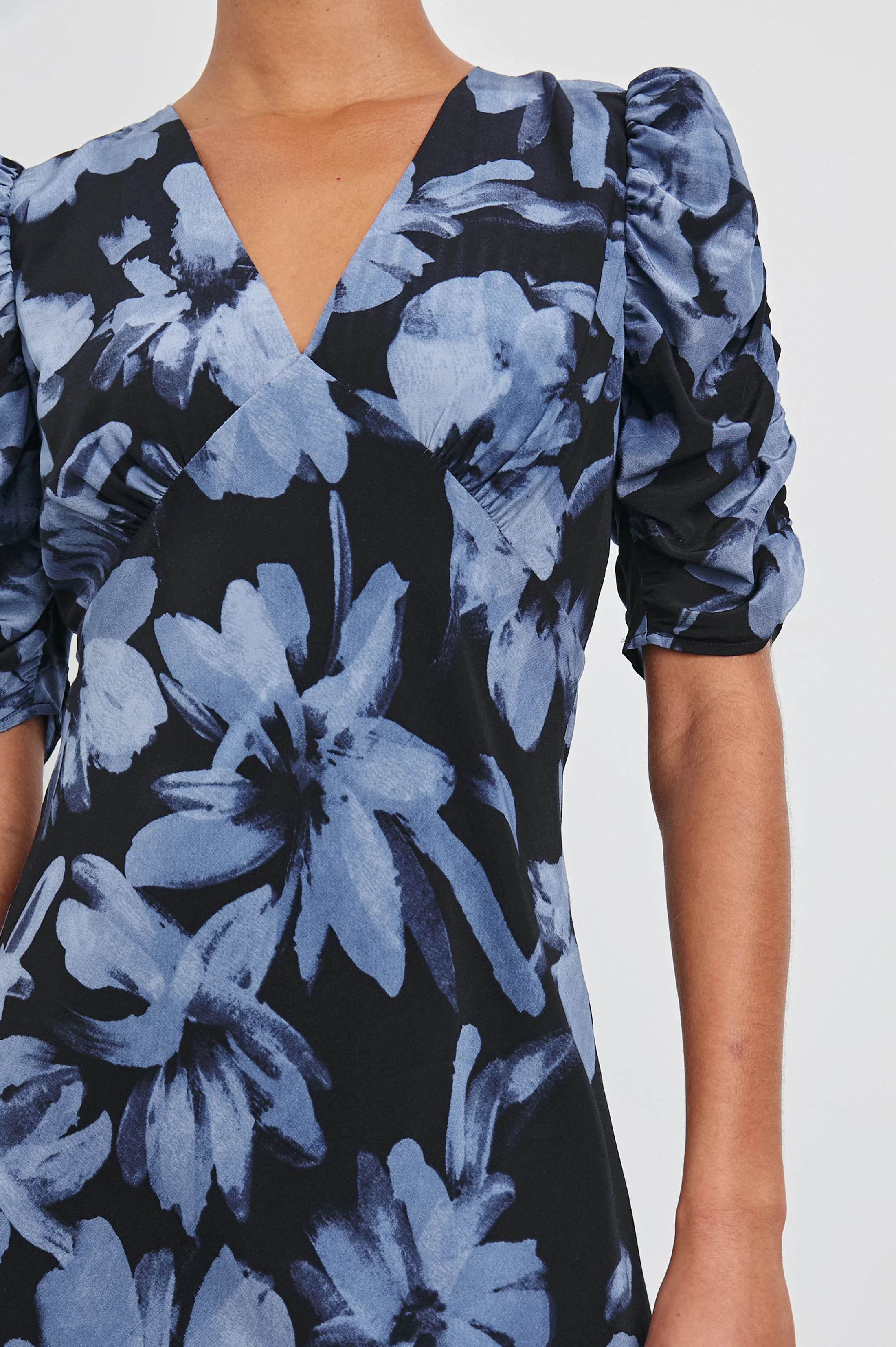 Zariah Dress - Midnight Lily