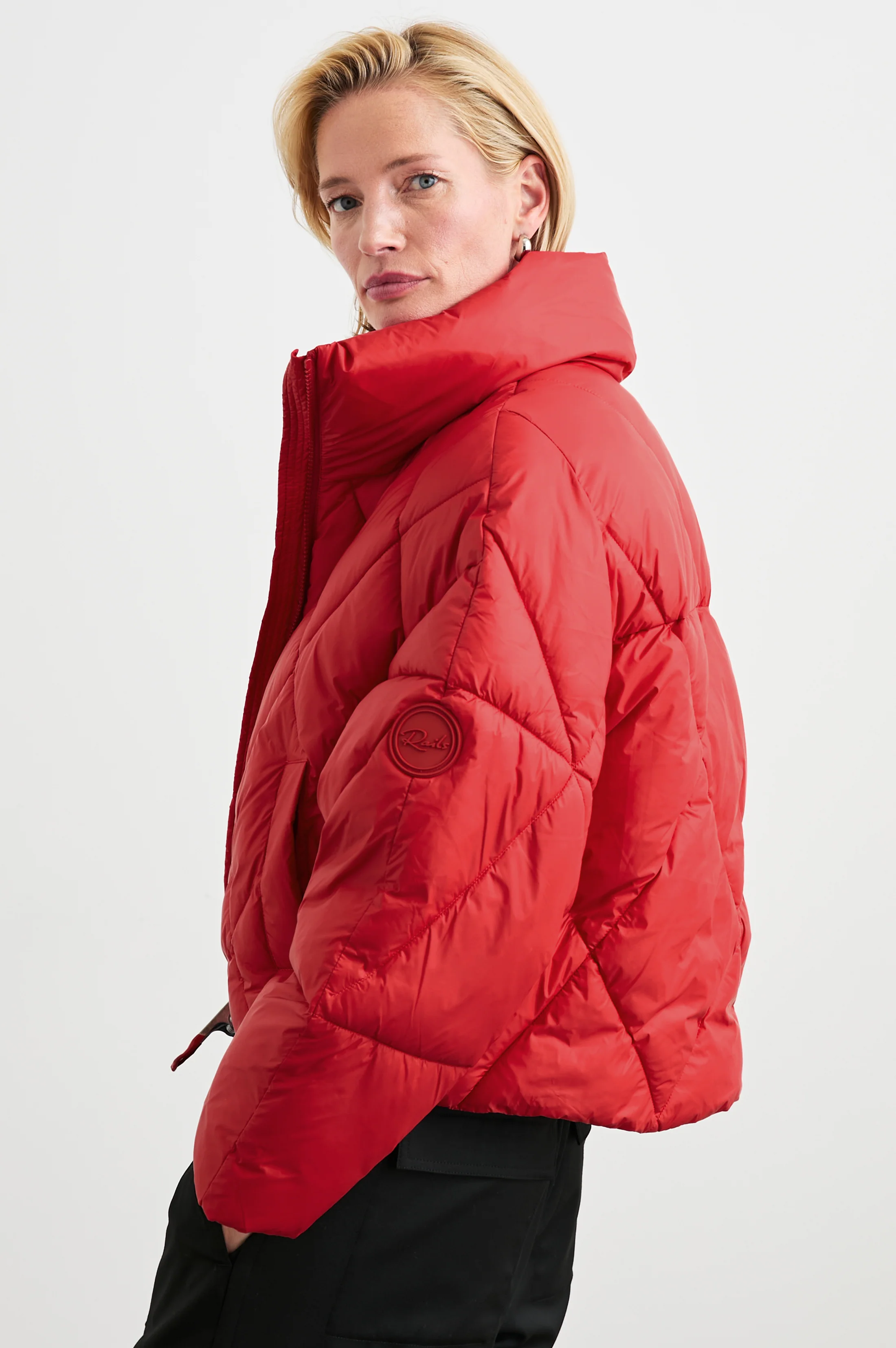 Summit Jacket - Scarlet