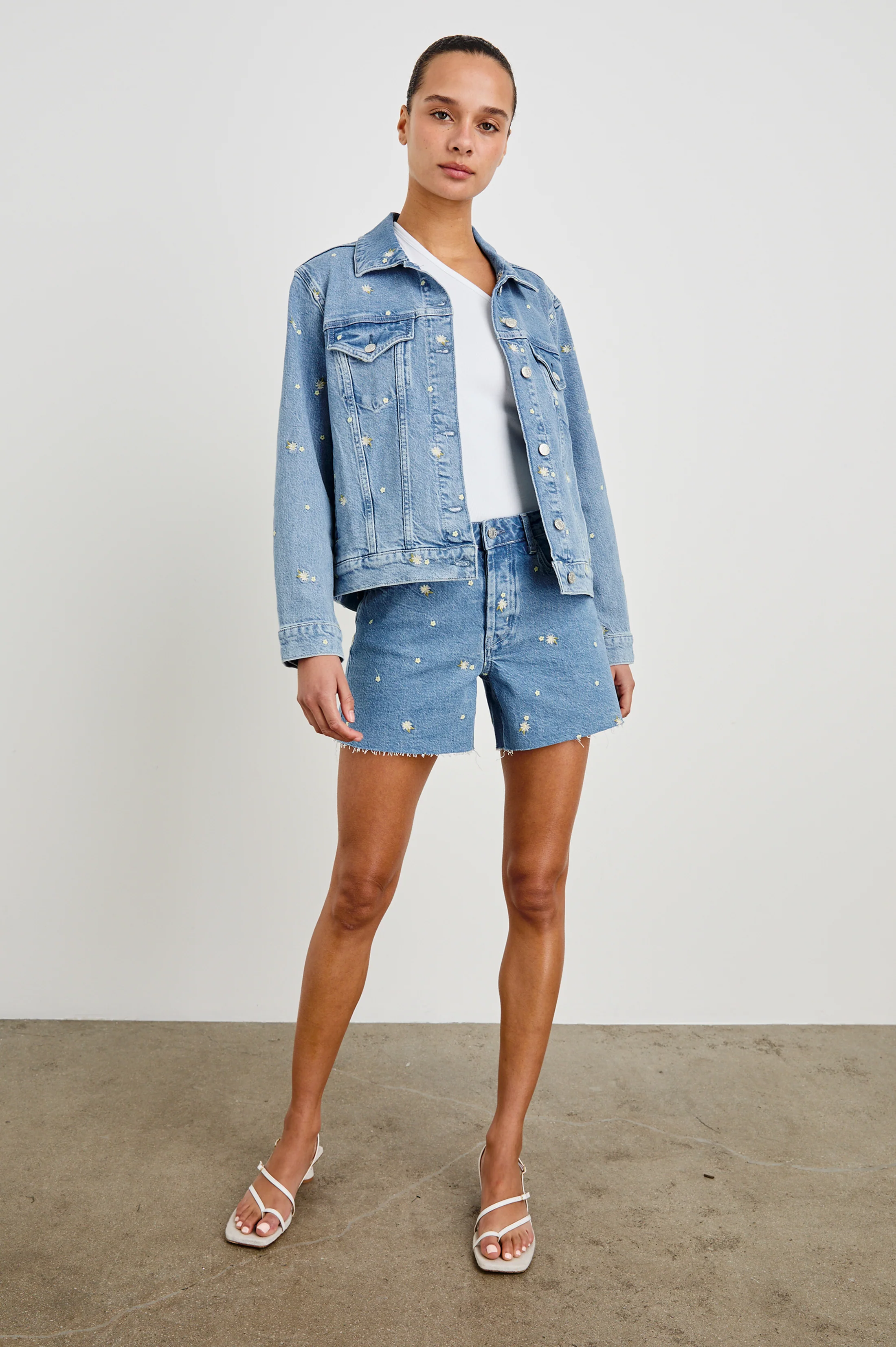 Mesa Short - Indigo Floral