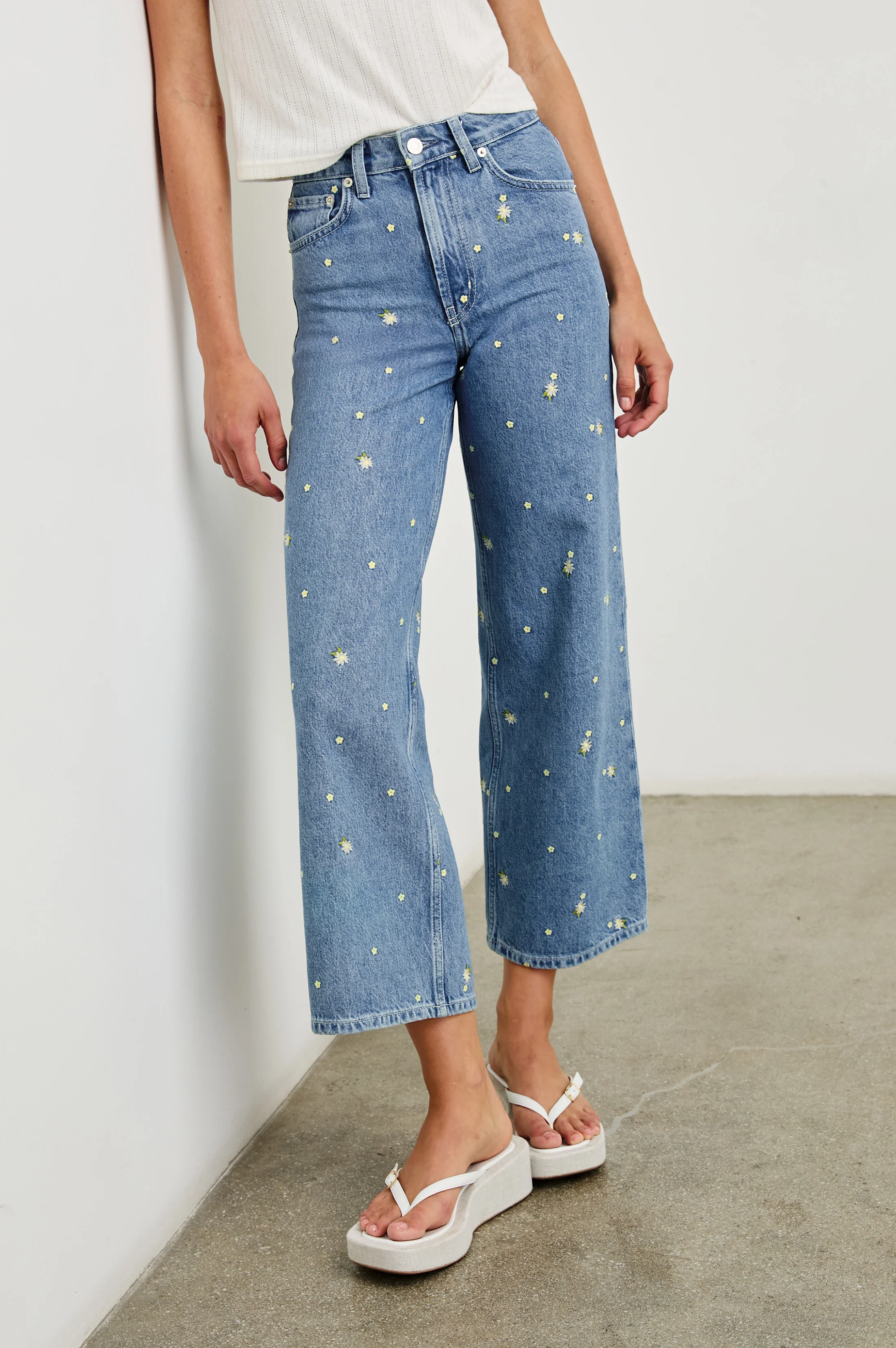 Getty Crop Wide Leg - Indigo Floral
