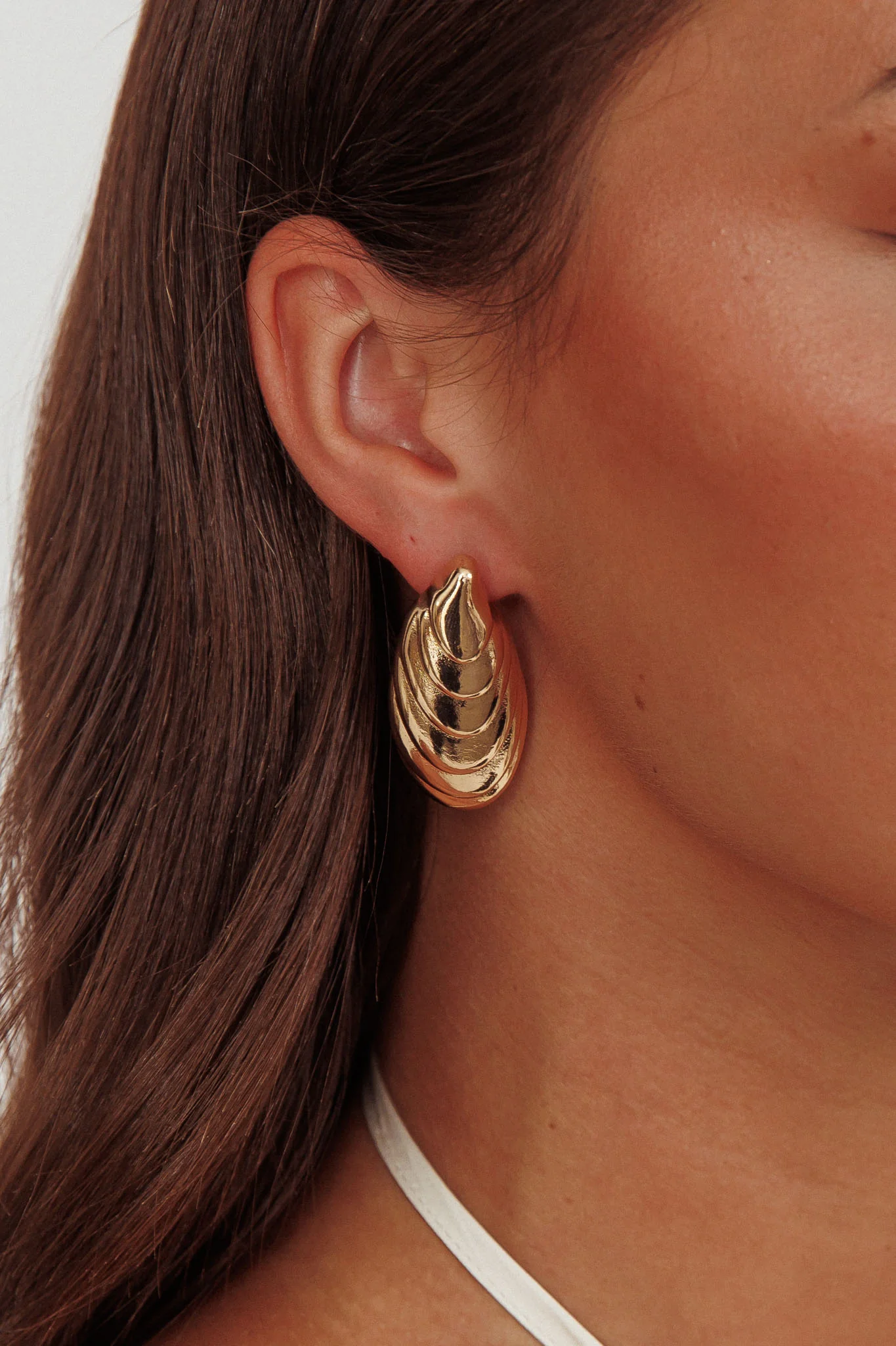 Pippy Shell Earrings Gold