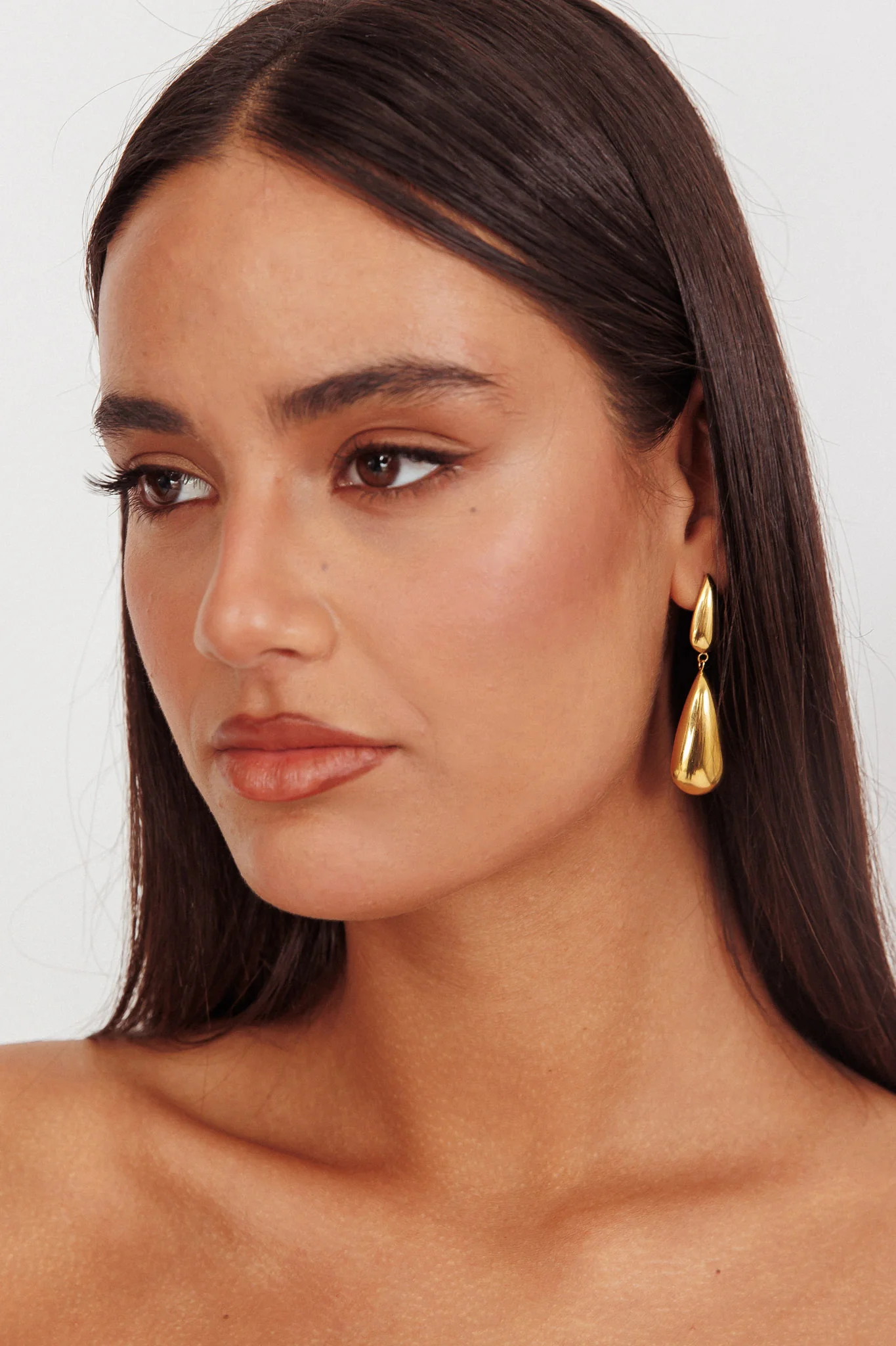 Luna Teardrop Earrings Gold