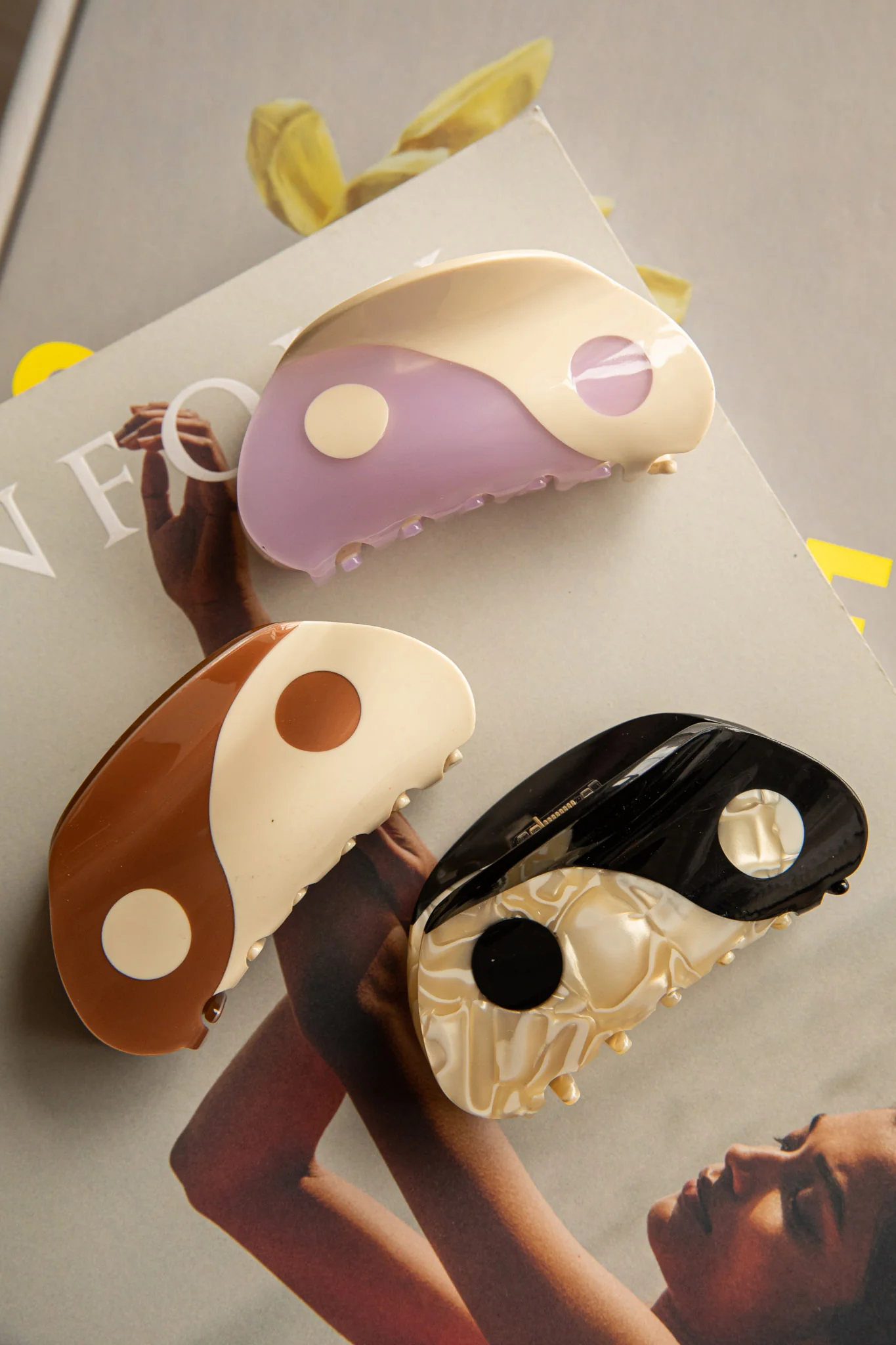 Yin Yang Hair Clip Black