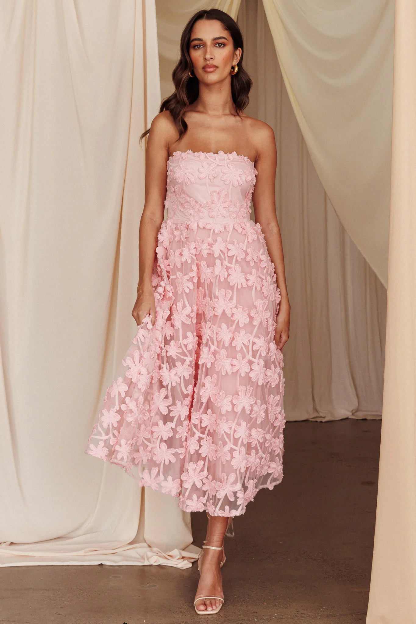 Dori Floral Embellished Midi Dress Blush