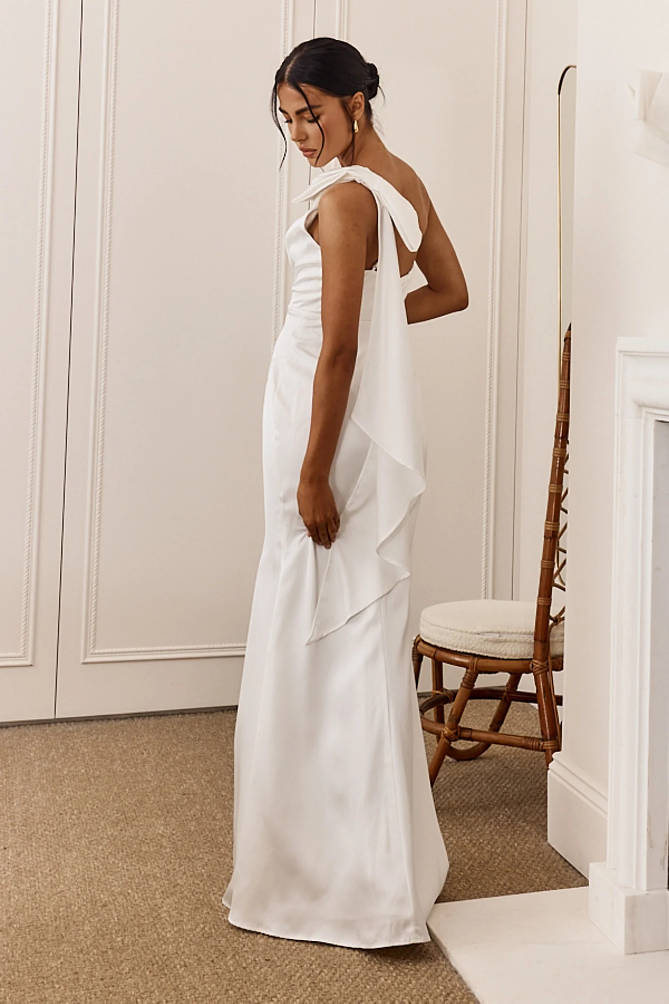 Carriann One-Shoulder Bow Maxi Dress White