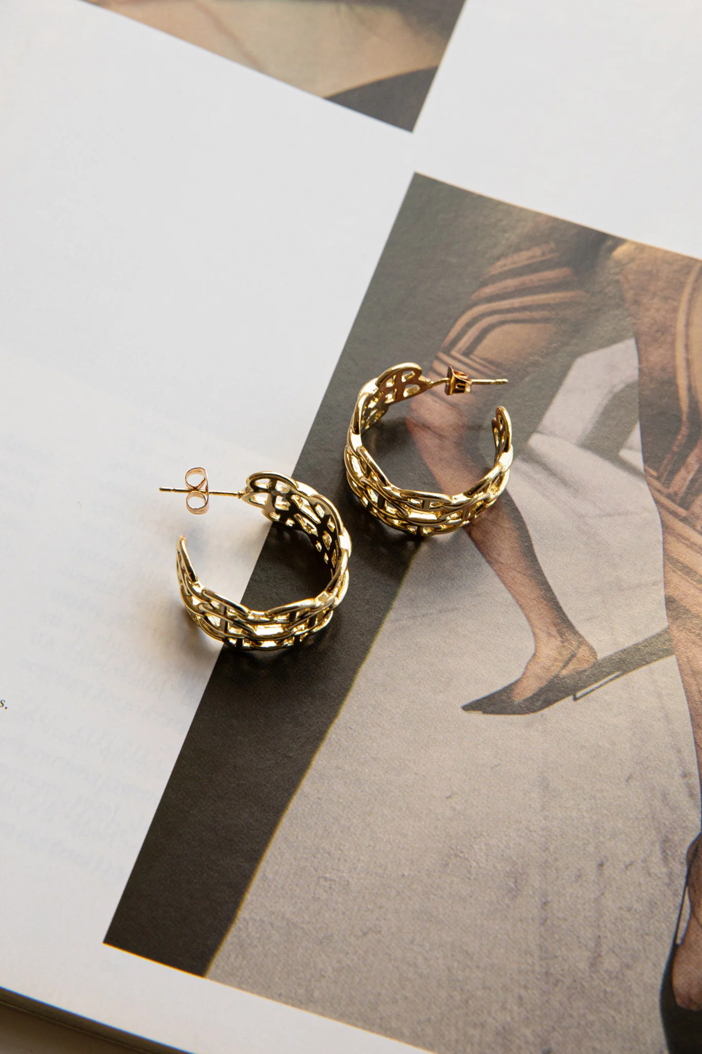 Georgiana Open Chain Hoop Earrings Gold