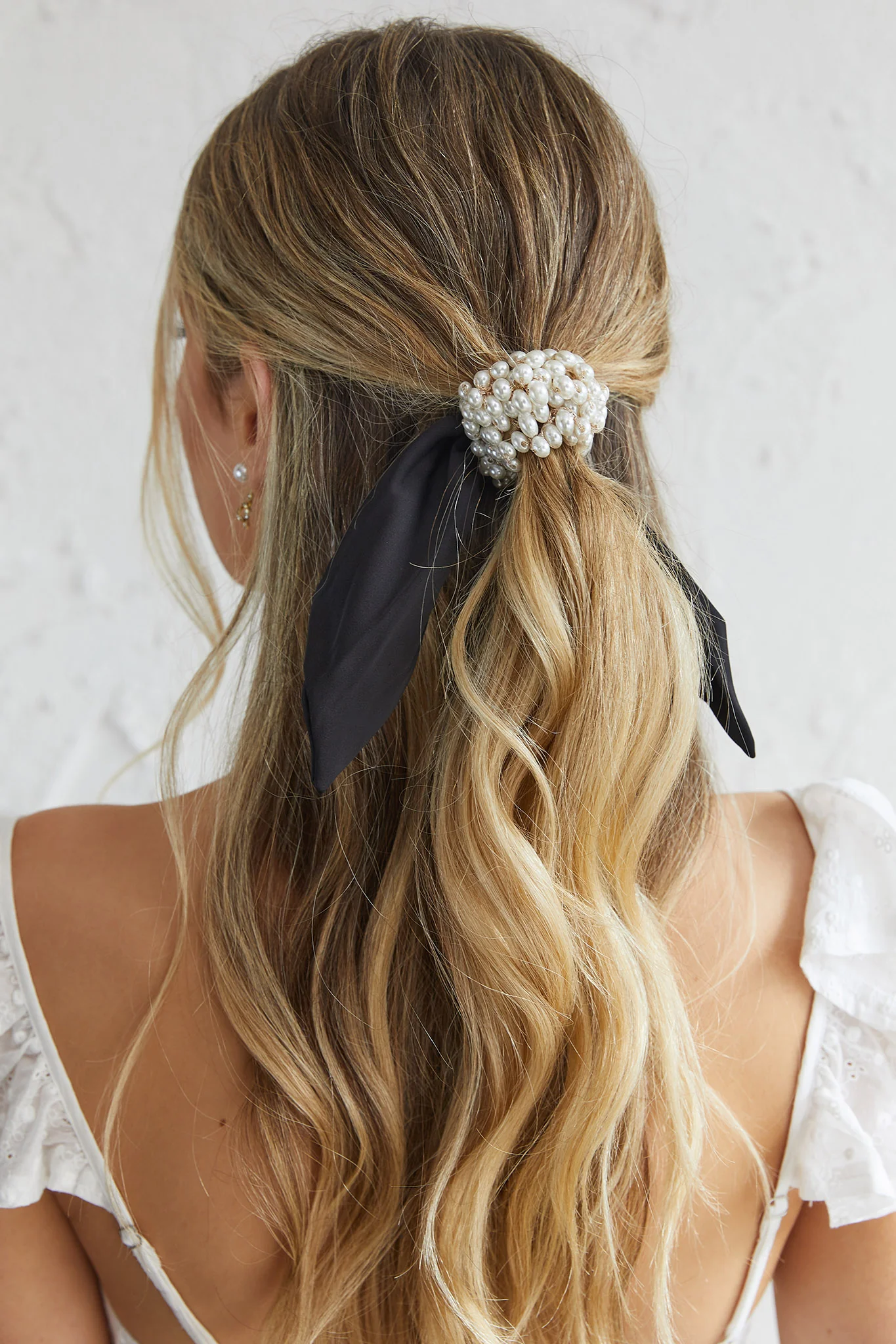 Carina Pearl & Satin Bow Hair Tie Black
