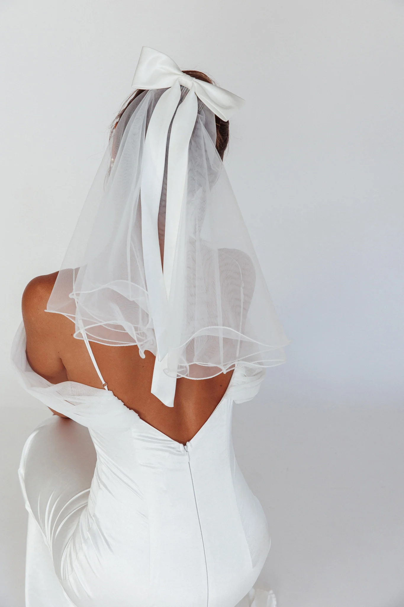 Florence Bow Bridal Veil White