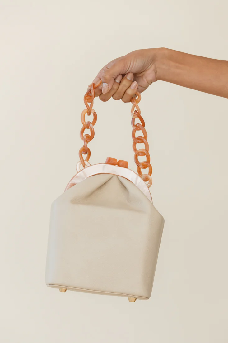 Kerrie Kiss-Lock Box Bag Beige