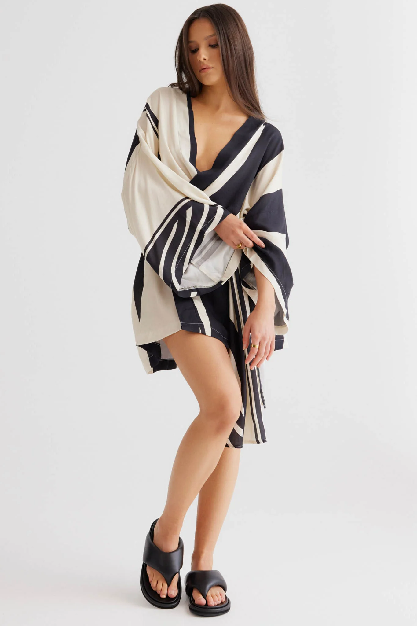 SNDYS Alba Wrap Dress Black Print