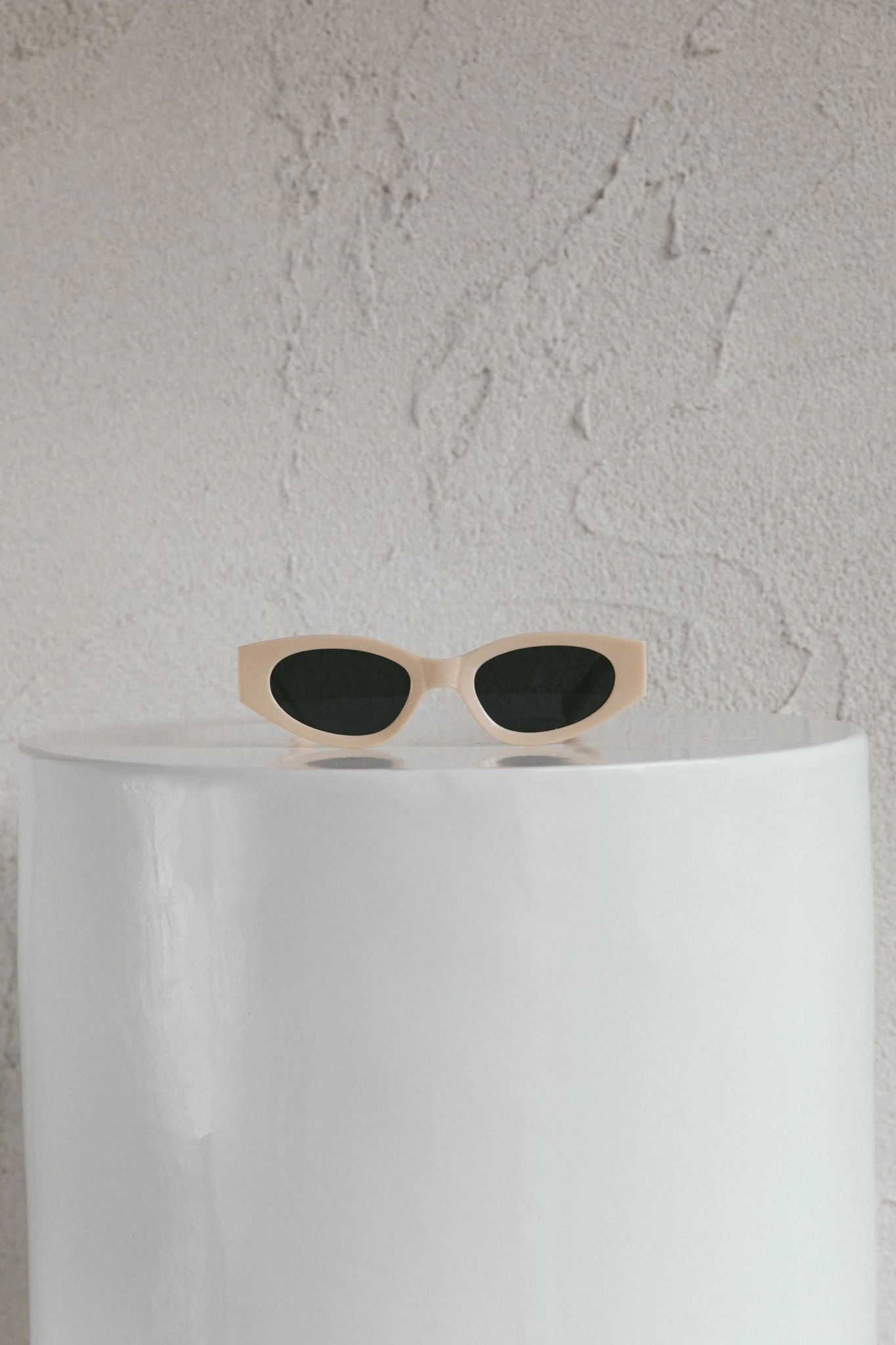 Regina Cat-eye Acetate Sunglasses Cream