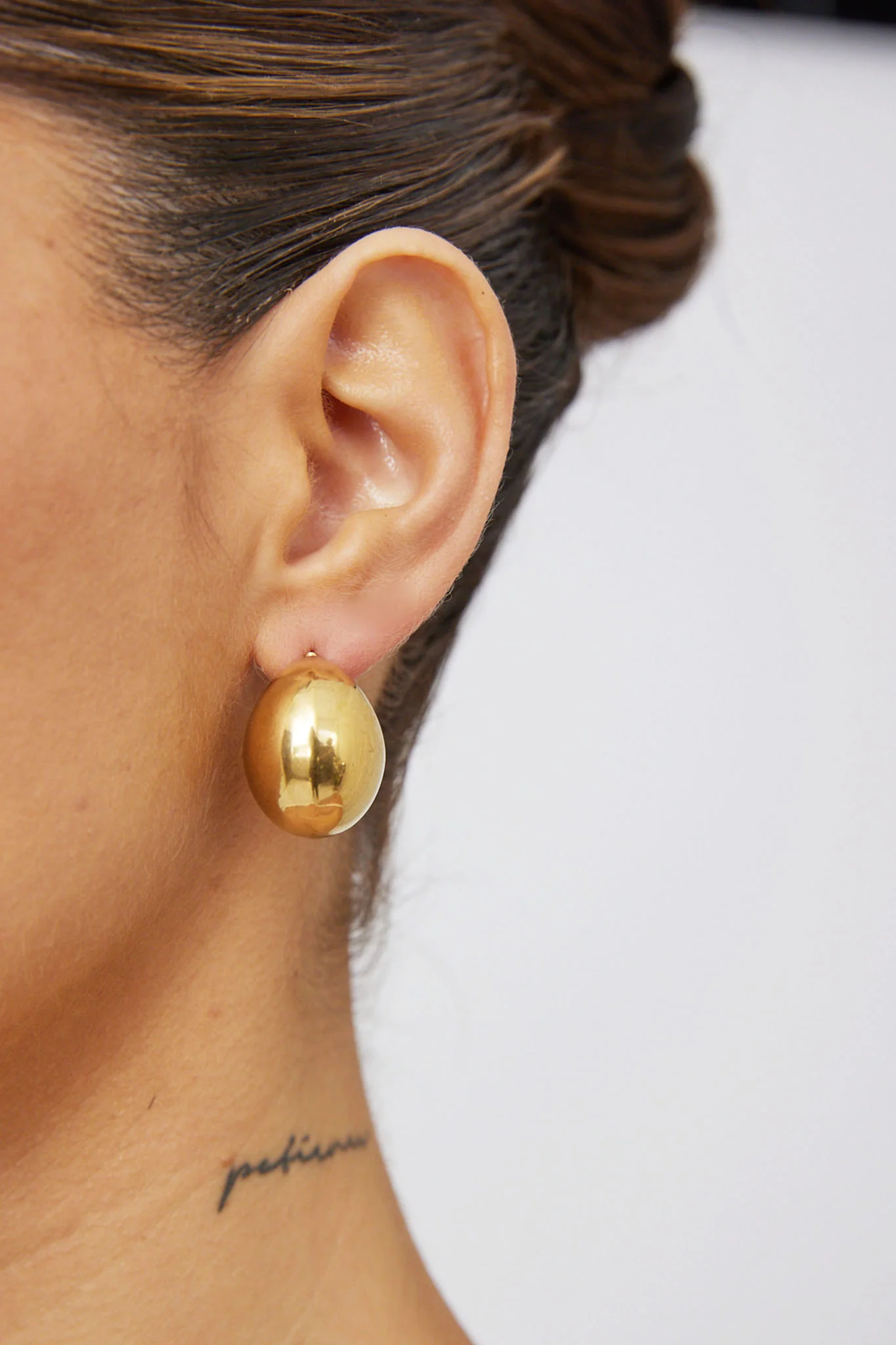 Arabia Dome Hoop Earrings Gold