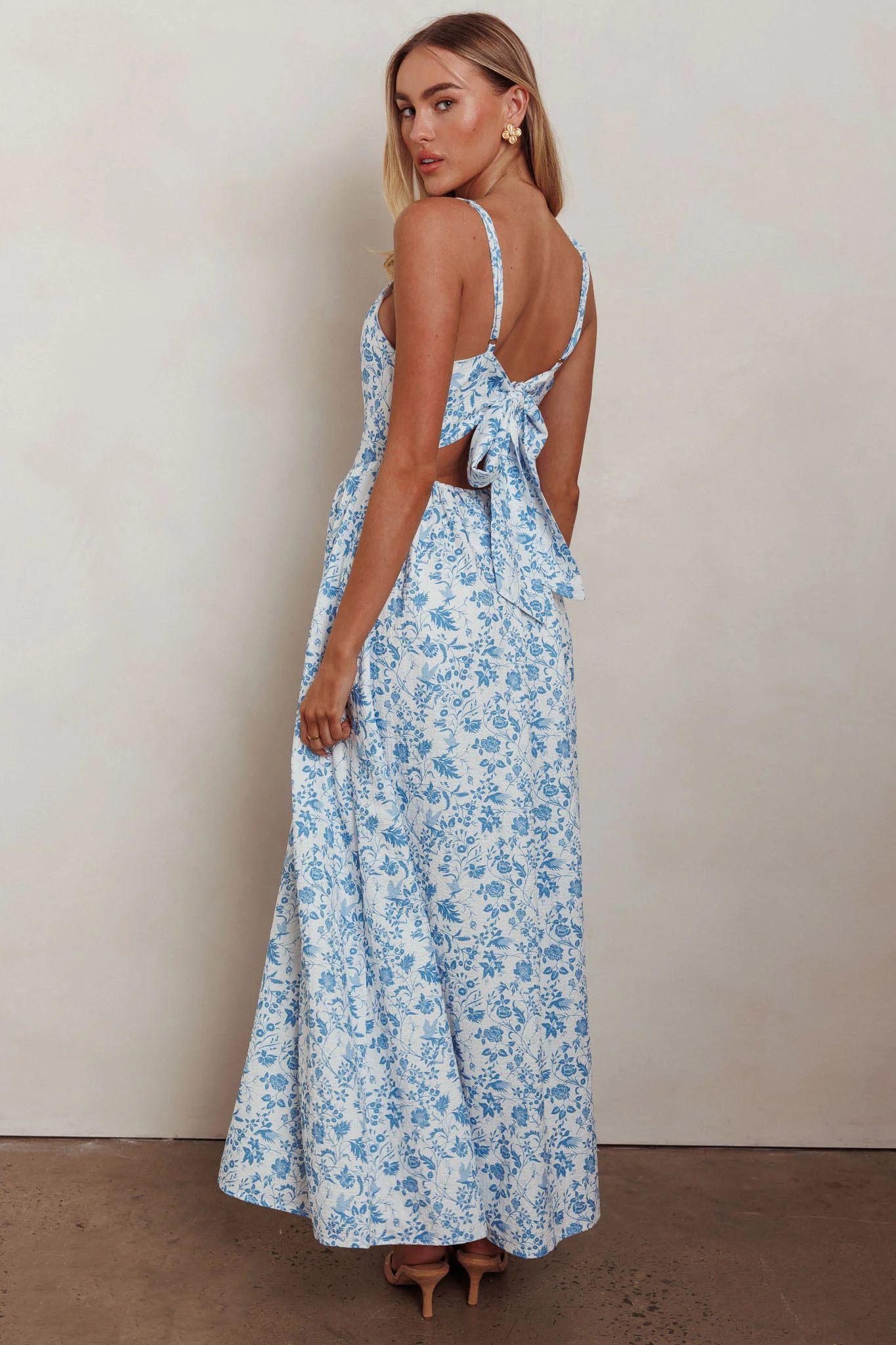 Enchanted Leaf Floral Print A-Line Maxi Dress Blue