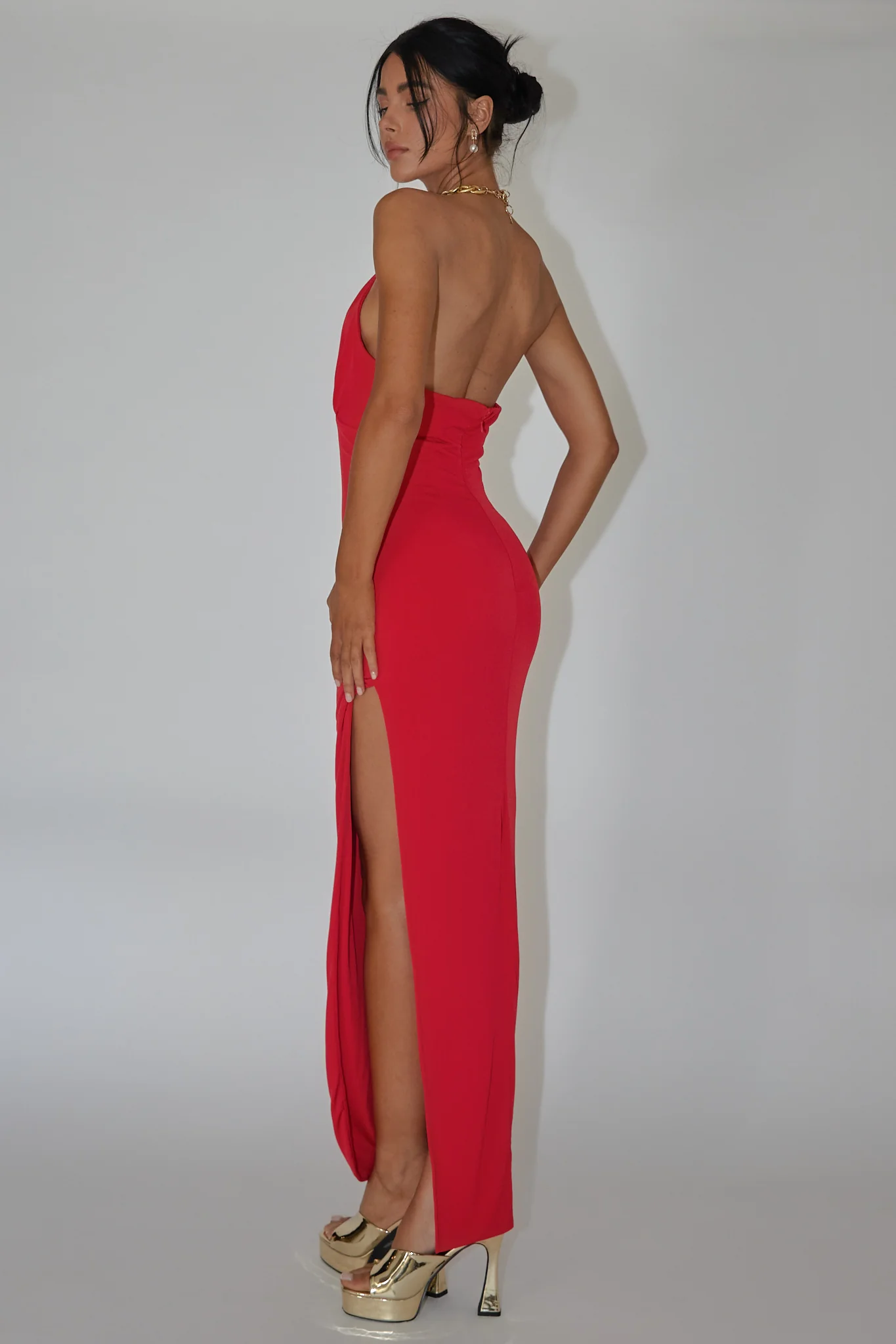 Slow Dance Chain Halter Midi Dress Red