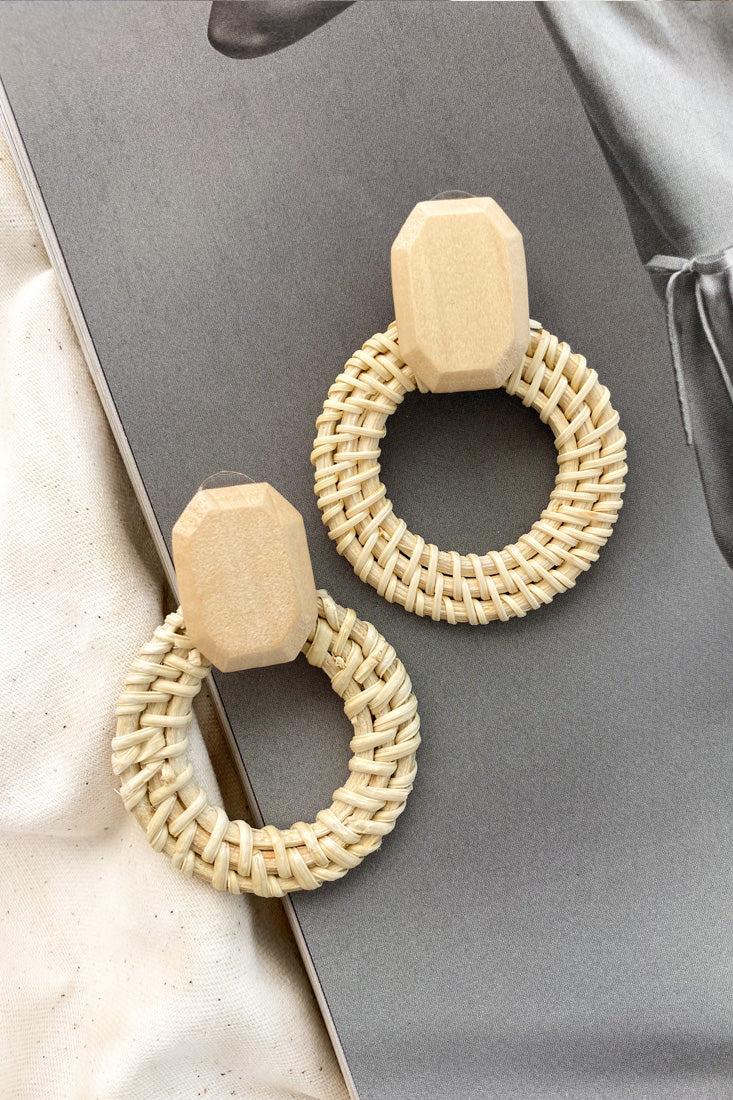 Sirocco Woven Straw Circle Earrings White