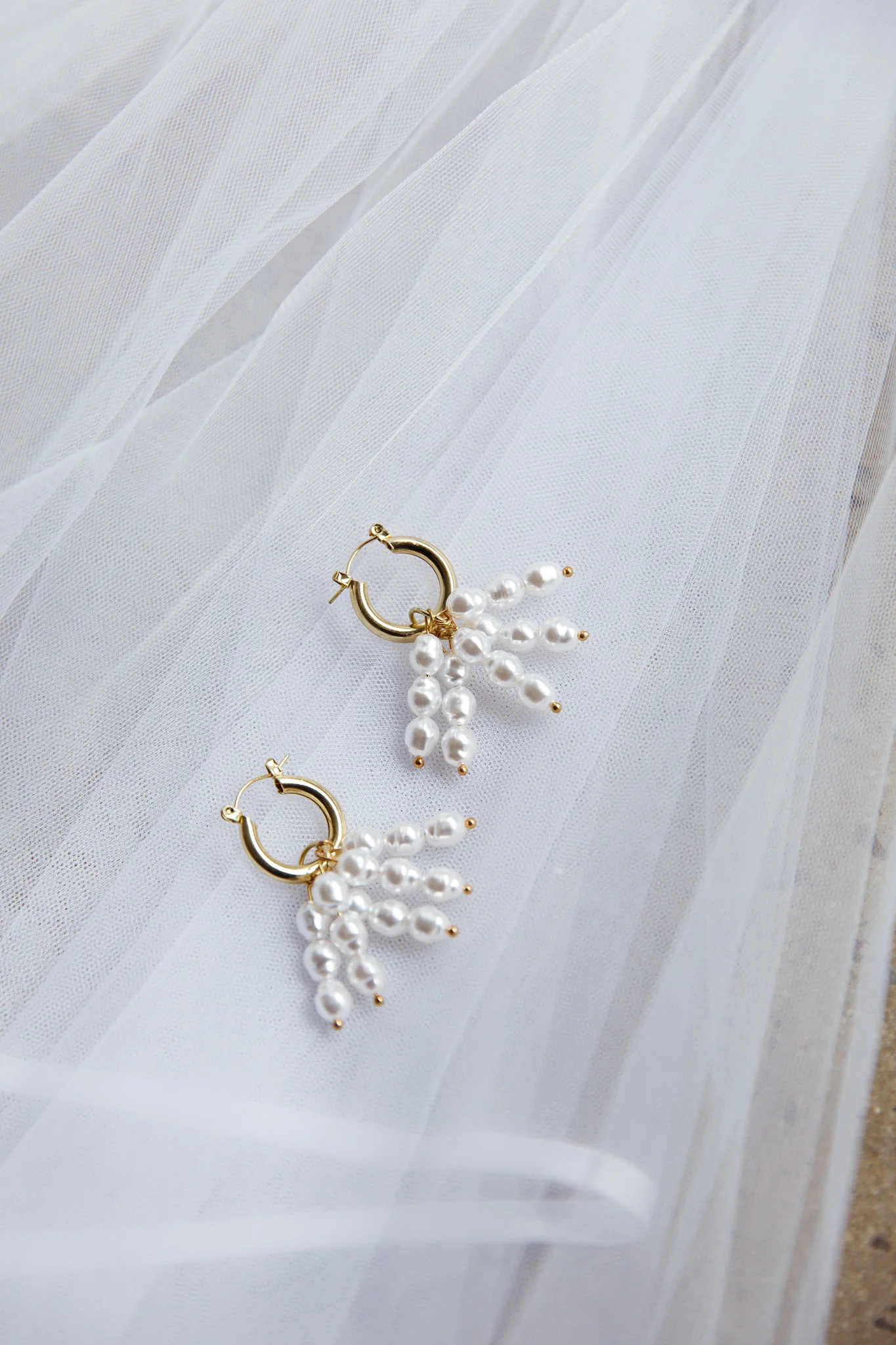 Forever Pearls Earrings Gold