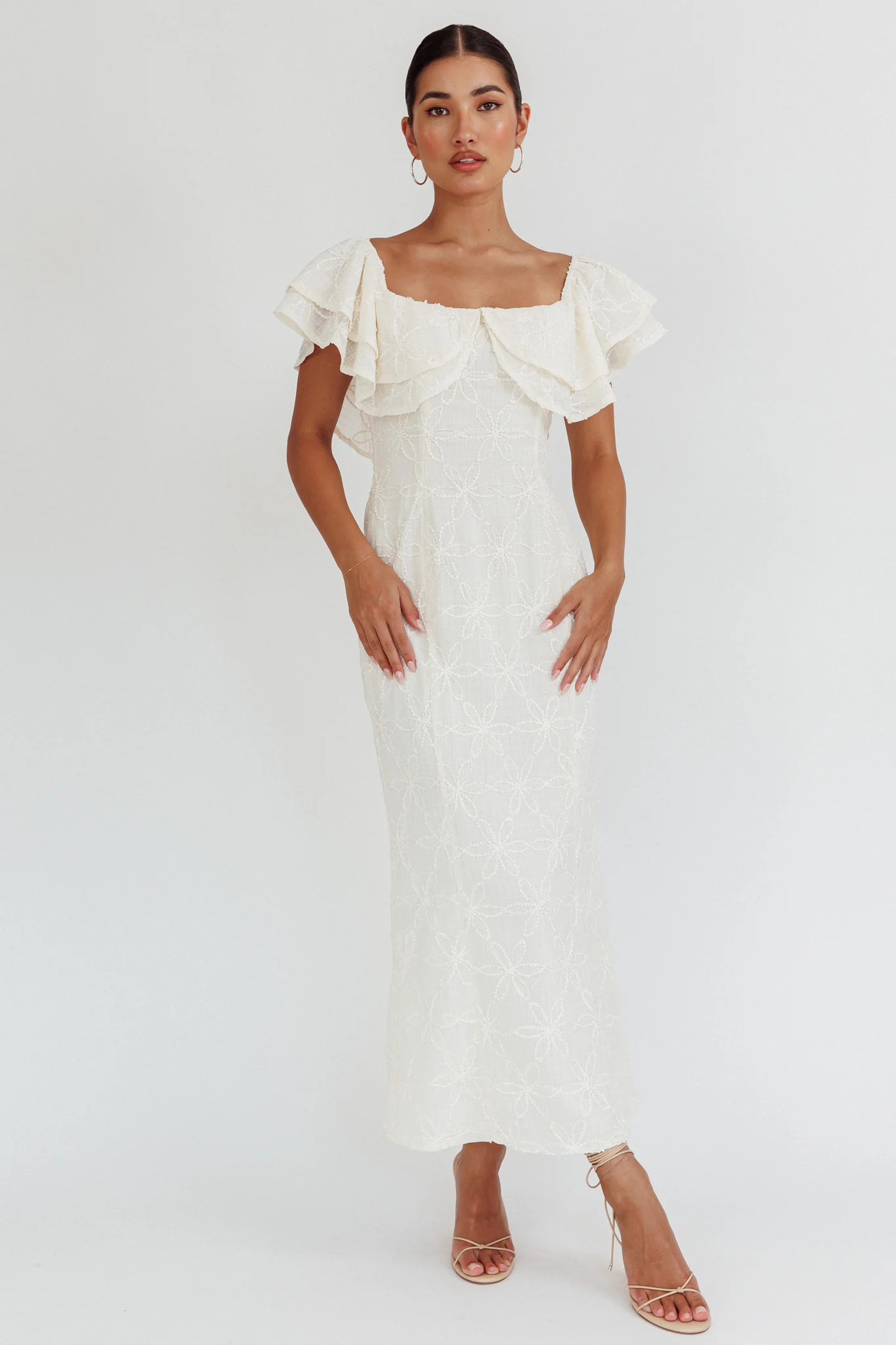 Beauty Within On-Off-Shoulder Maxi Dress Cream