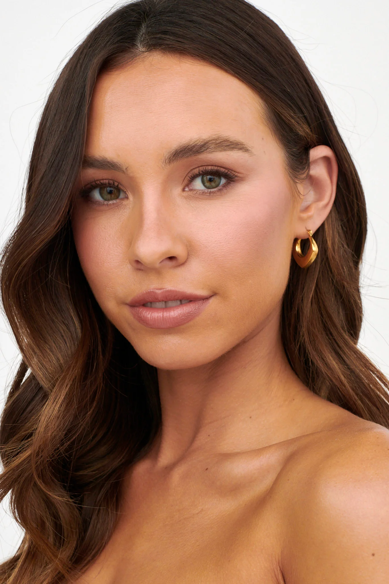 Tilly Geometric Huggie Earrings Gold