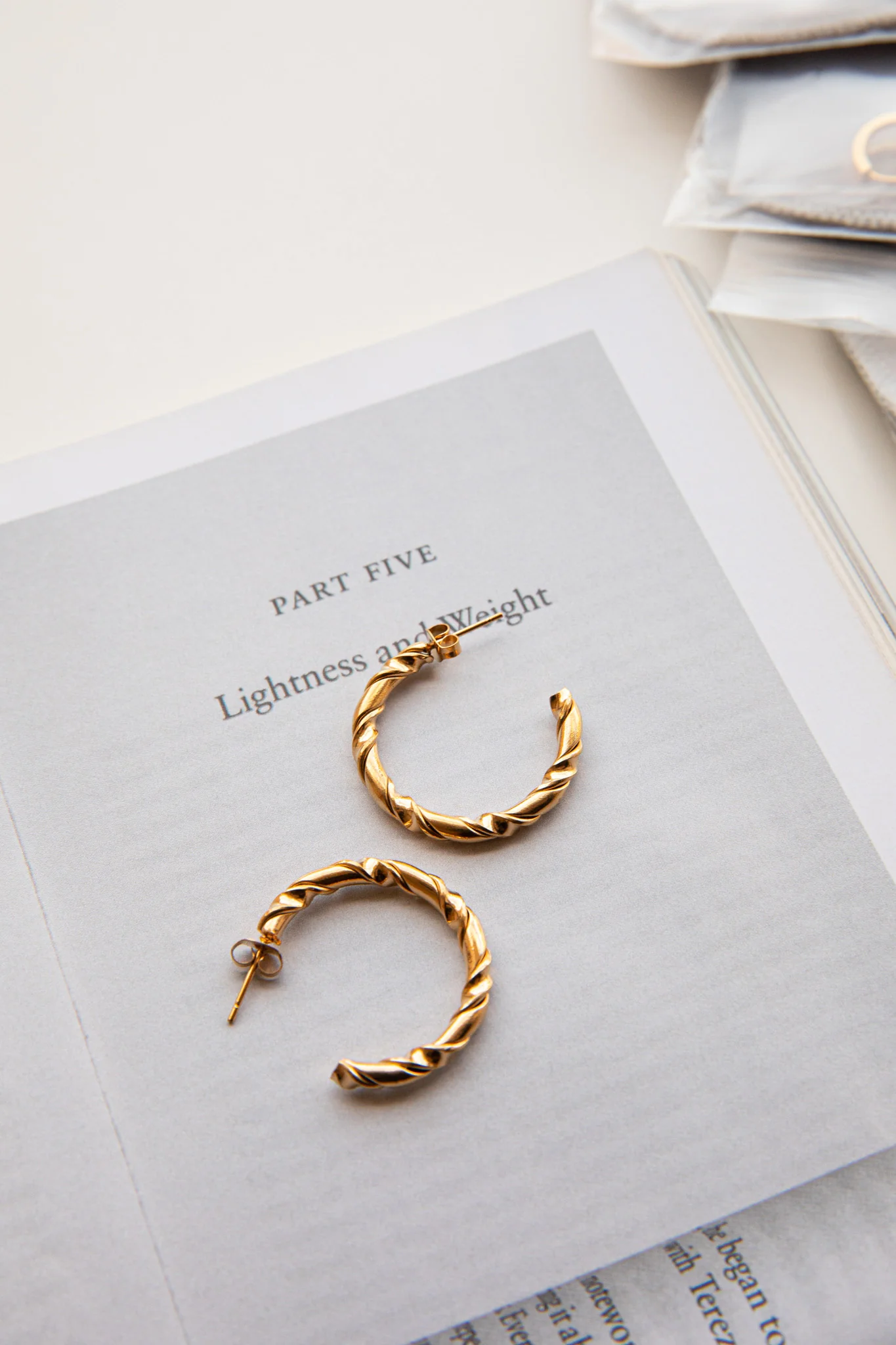 Rachmaninov Open Hoop Earrings Gold