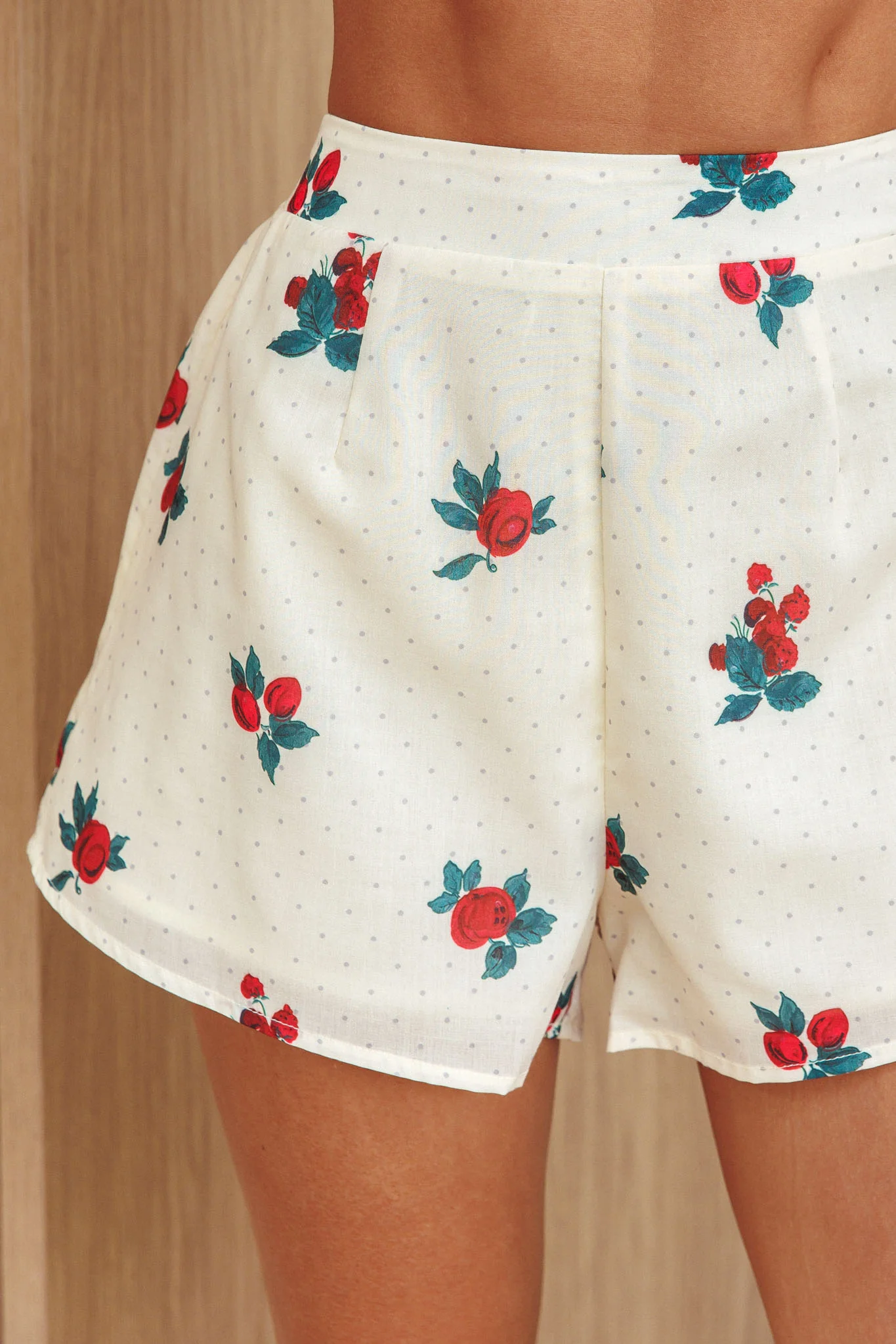 Peach Orchard Elasticated Shorts Floral Beige